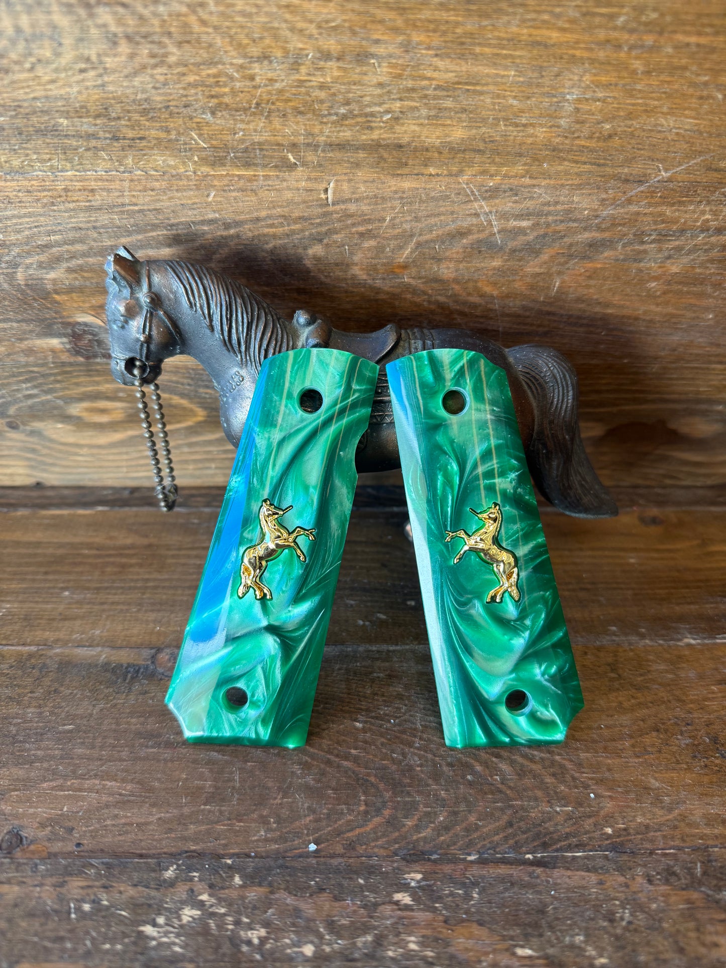 Green Pearl w/Gold Horse 1911 grips