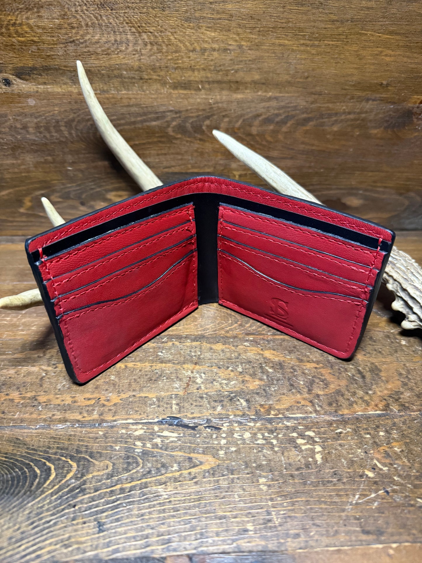 Black/ Red Pirarucu fish skin luxury bifold wallet