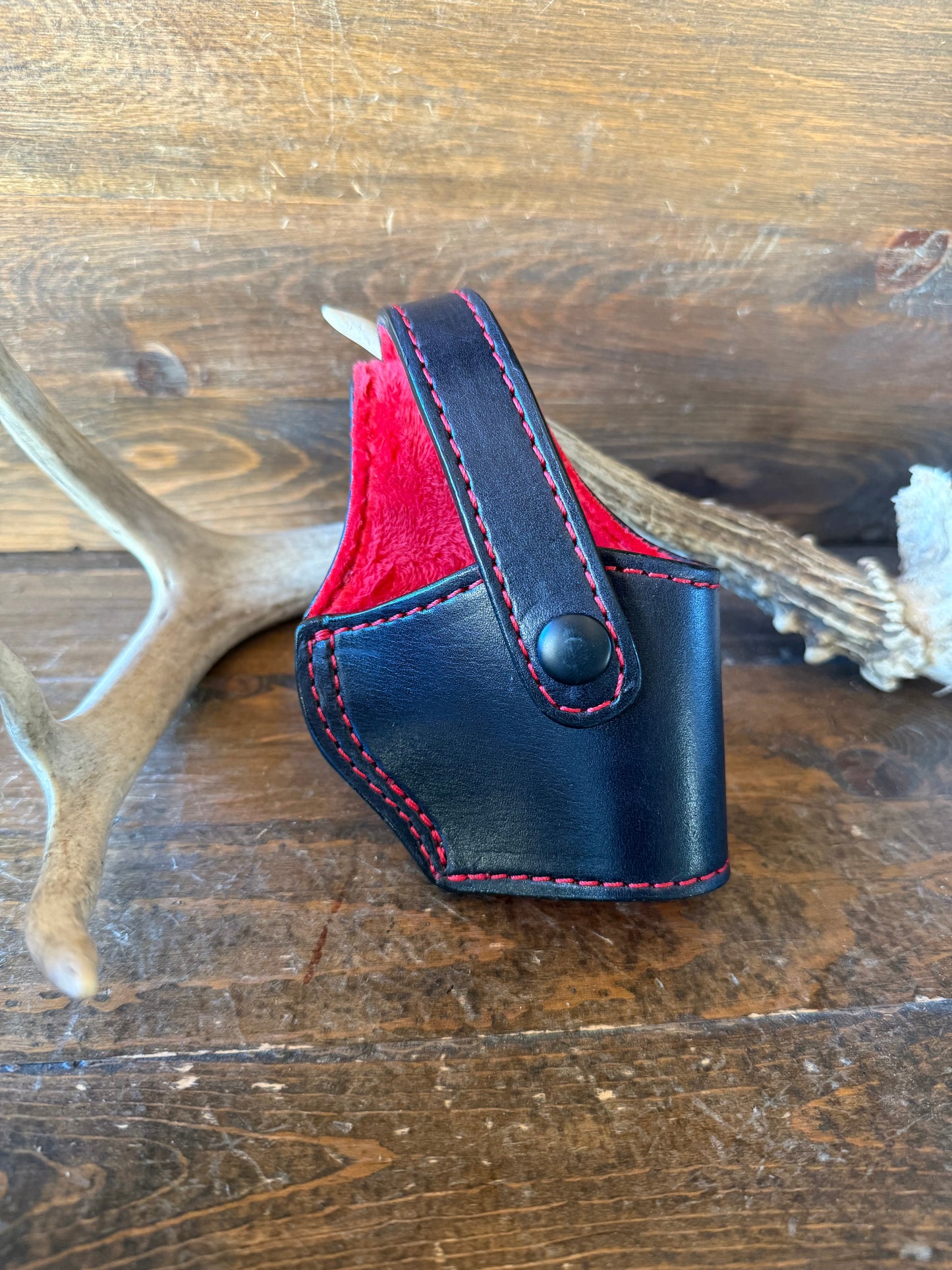 Black/red compact holsters (1911)