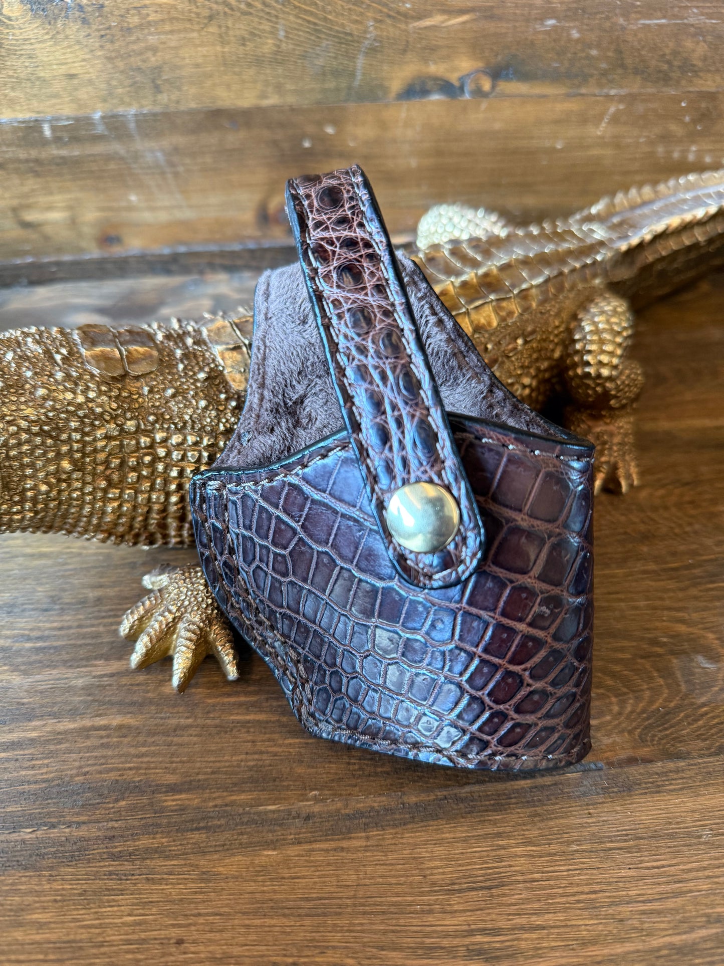 Brown alligator belly compact holster (1911)