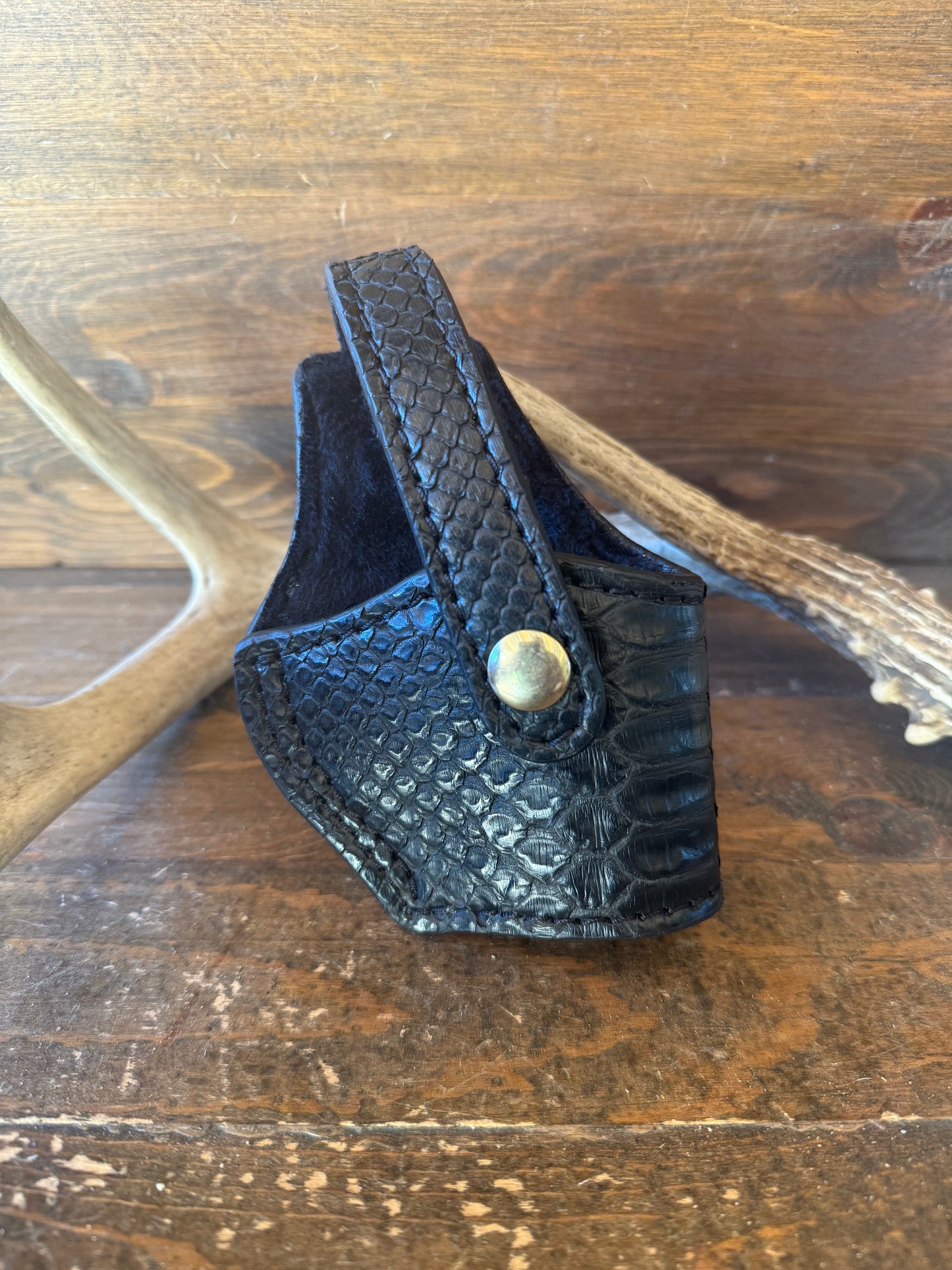 Matte black/gold snake skin compact holster (1911)