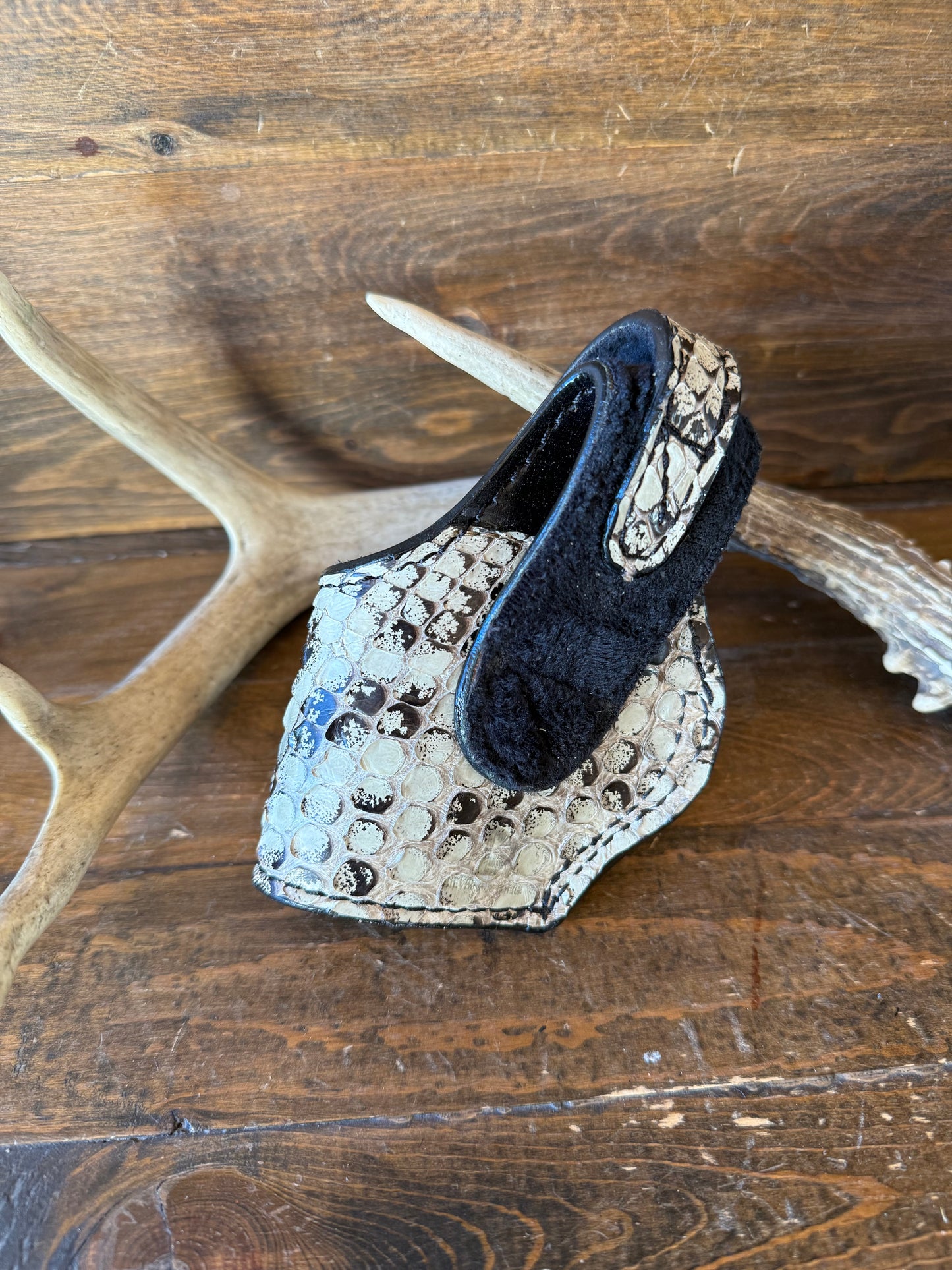 Anaconda snake skin compact holster (1911)