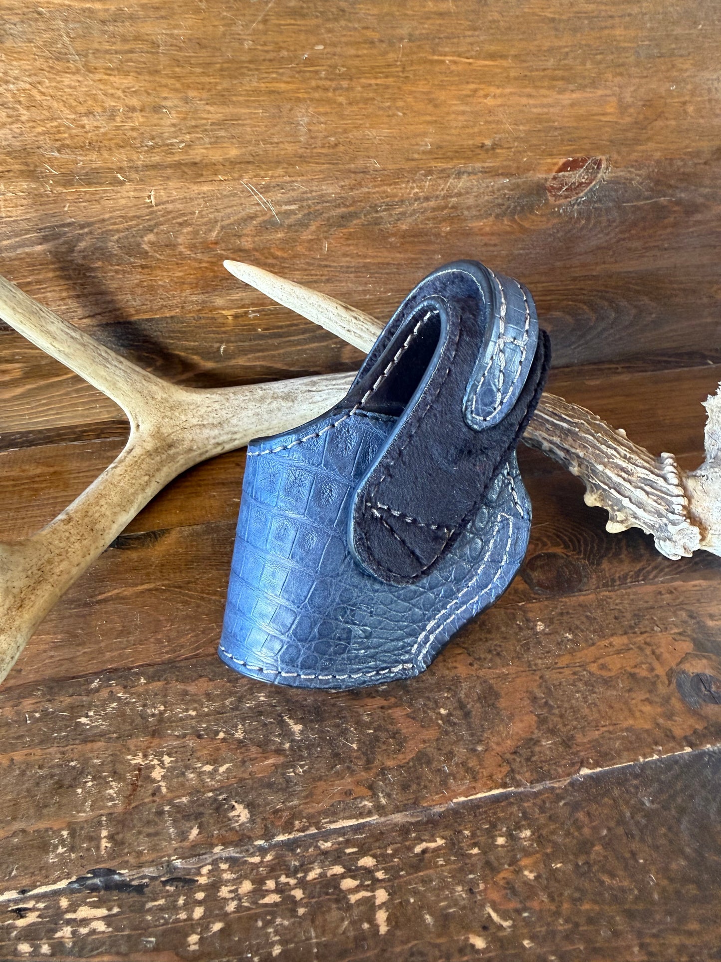 Blue/silver crocodile skin compact holster ( 1911 , High Power )