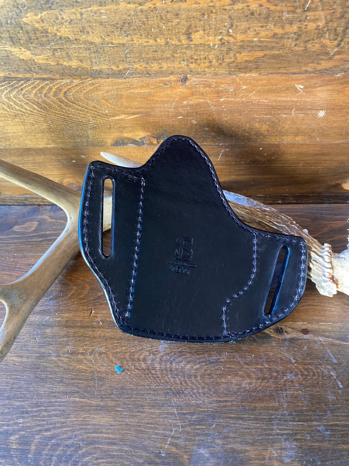 Black leather holster luxury interior (1911)