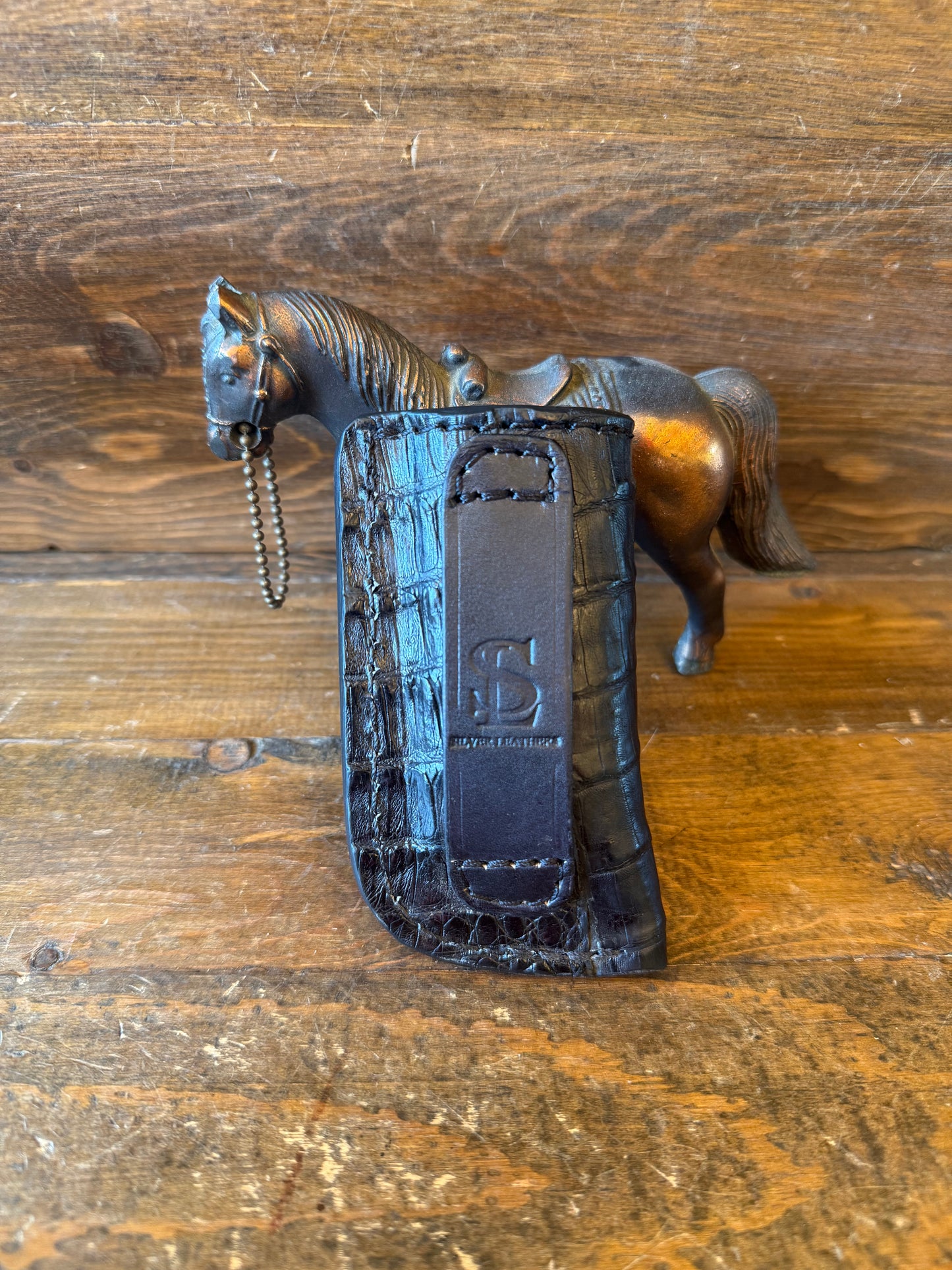Black crocodile skin single magazine holster ( 1911 )