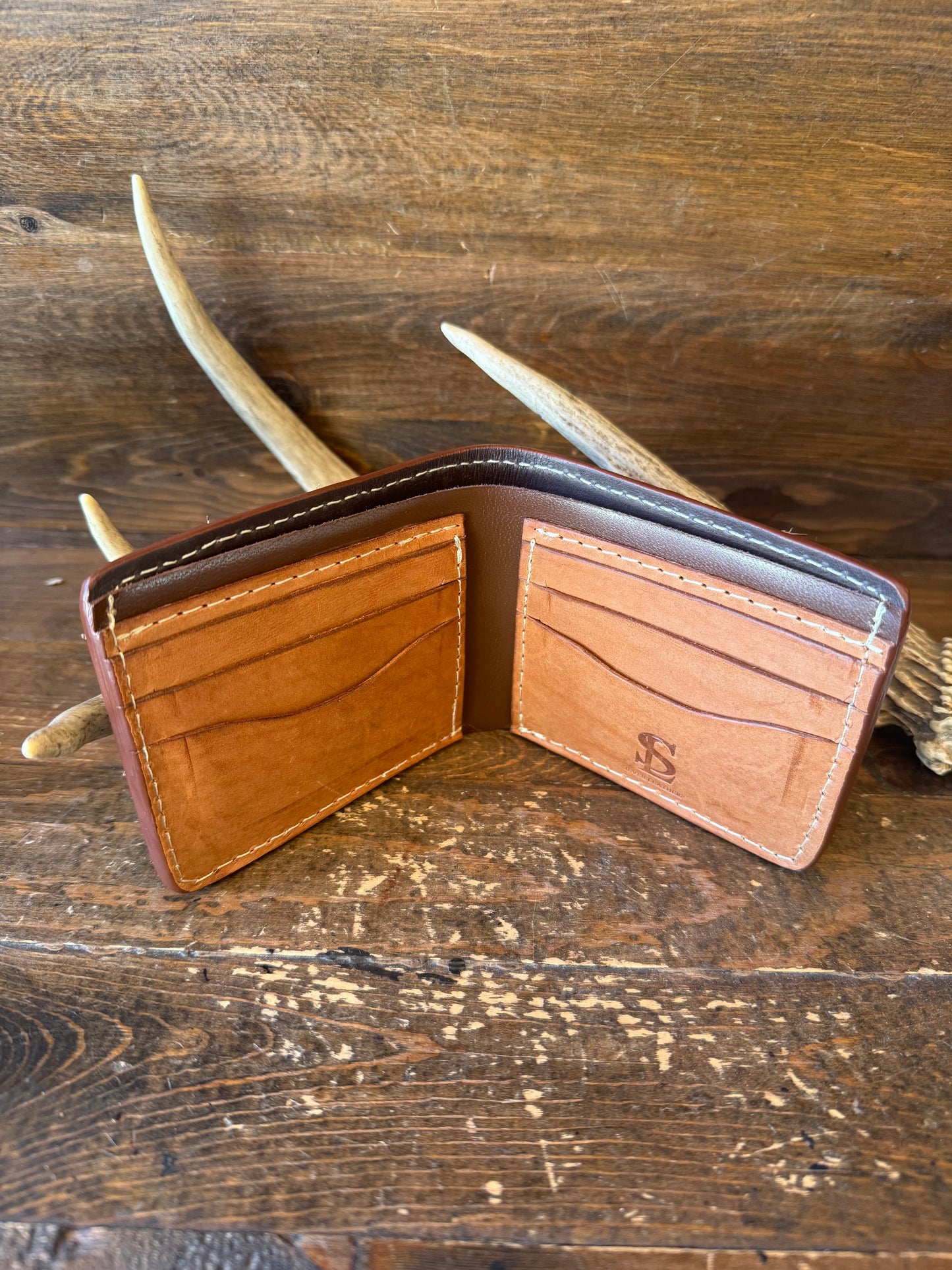 Rustic Pirarucu Fish Skin Luxury Wallet