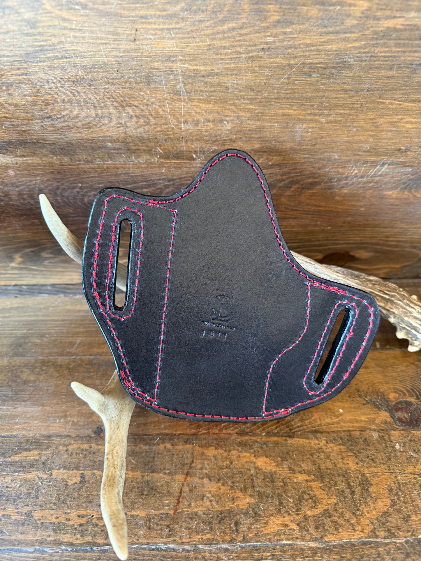 Black/red Ostrich skin holster (1911)