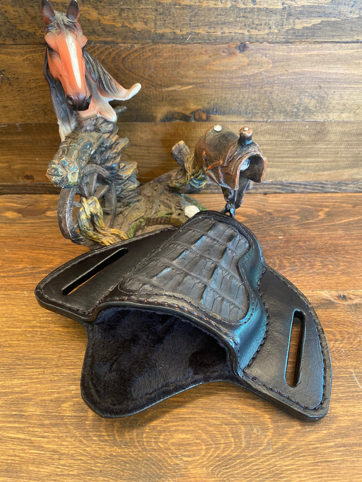 Black crocodile luxury holster (1911)