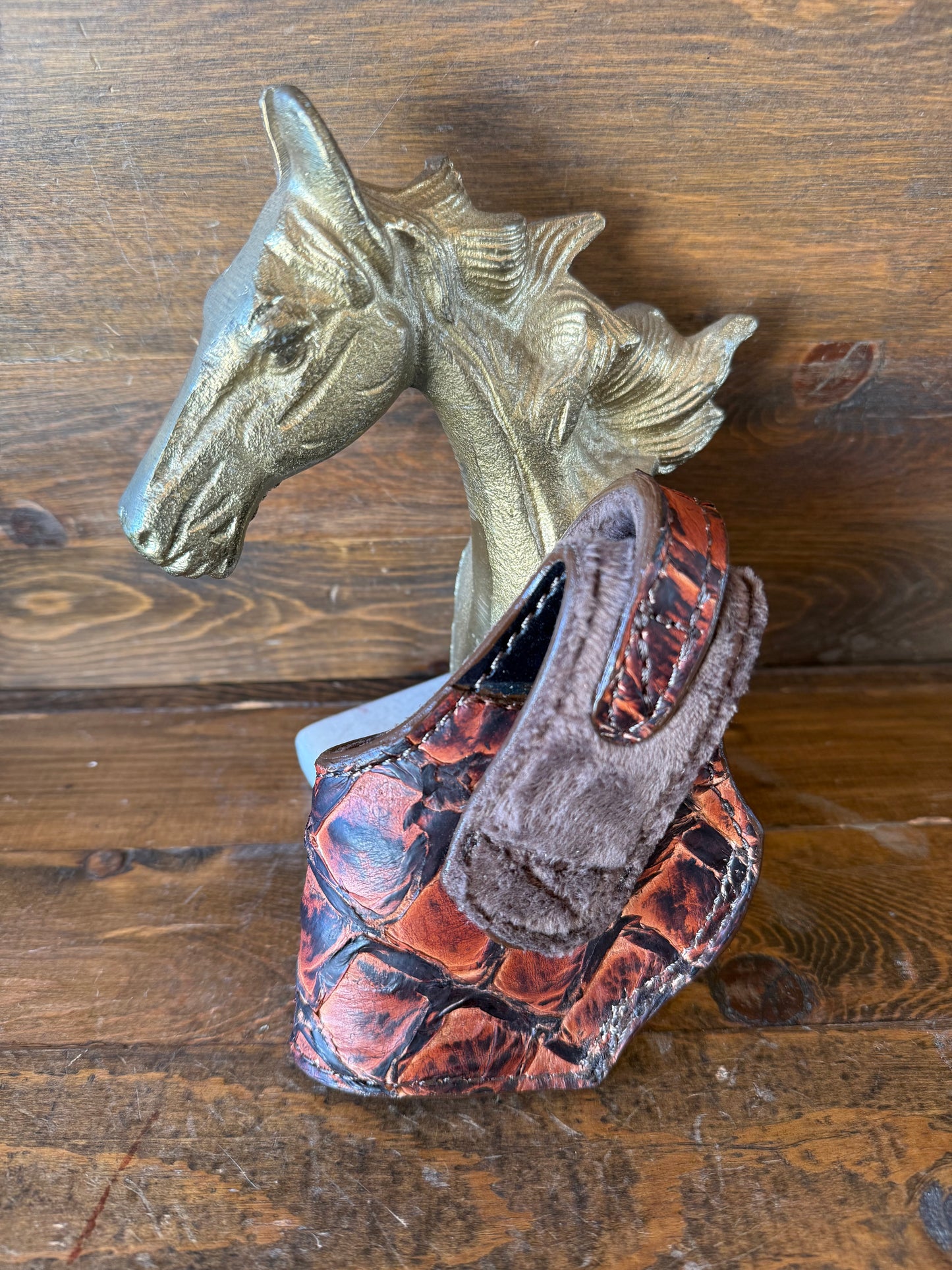 Conac/Bronze Pirarucu skin compact holster (1911)