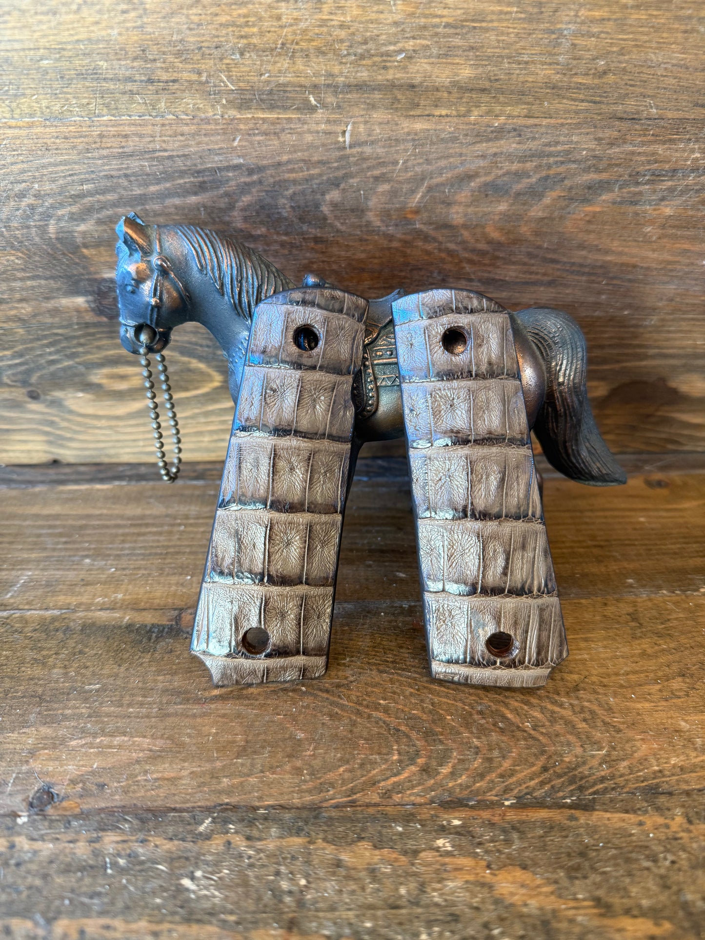 Brown Crocodile grips (1911