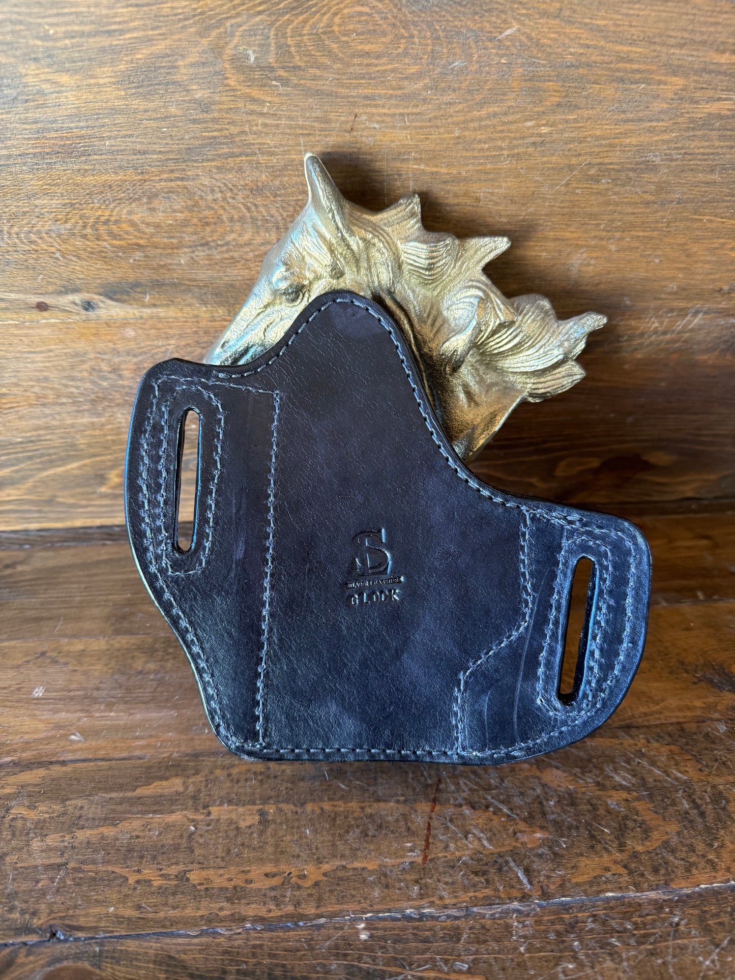 Dark brown matte crocodile skin holster ( 1911 )