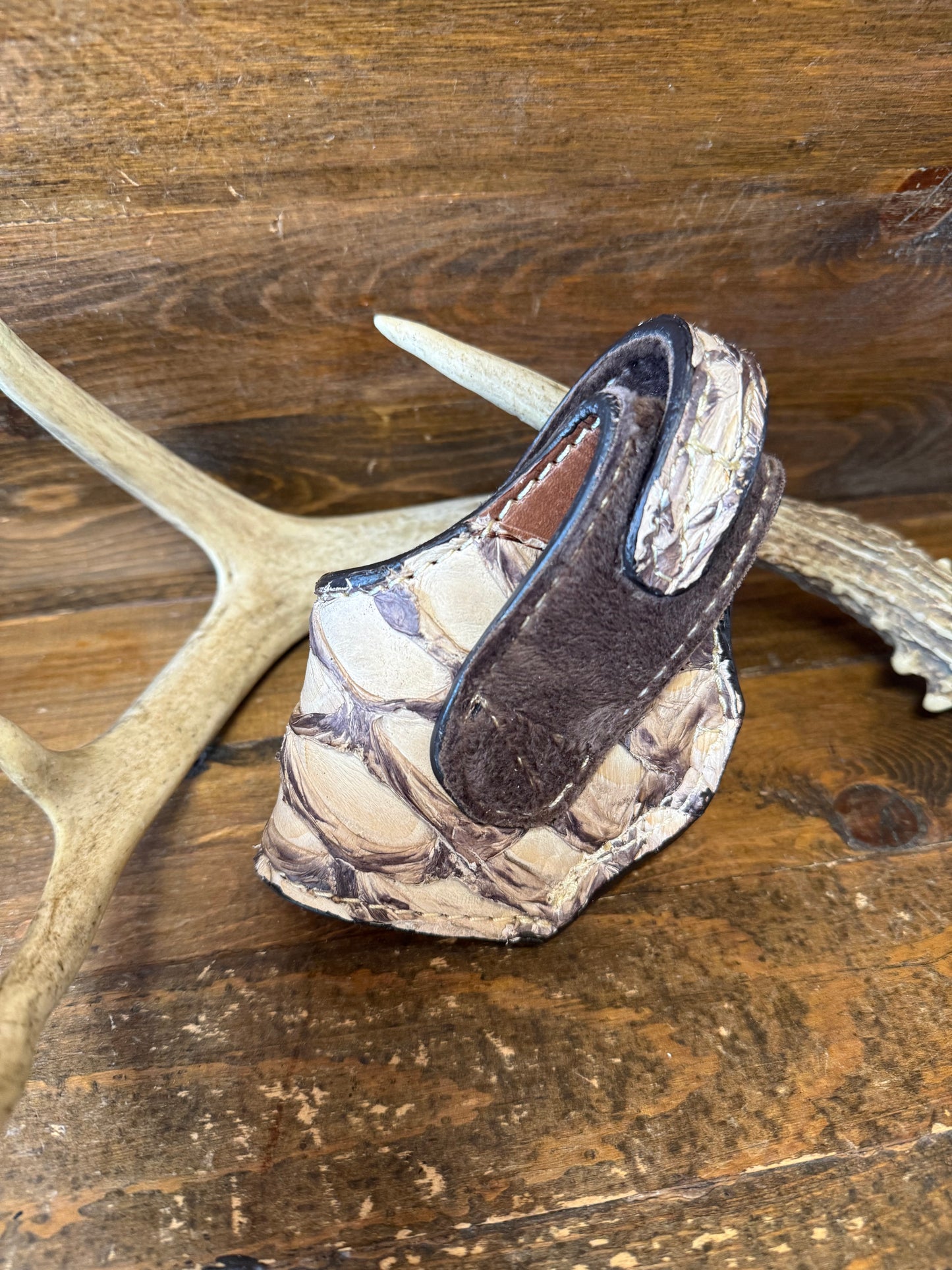 Light Rustic Pirarucu fish compact holster ( 1911, High Power )