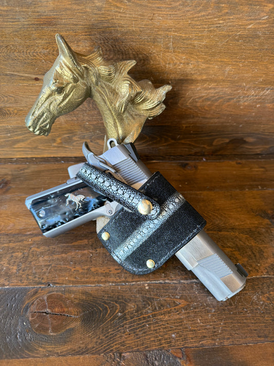 Black/gold row stingray skin Deluxe holster (1911)