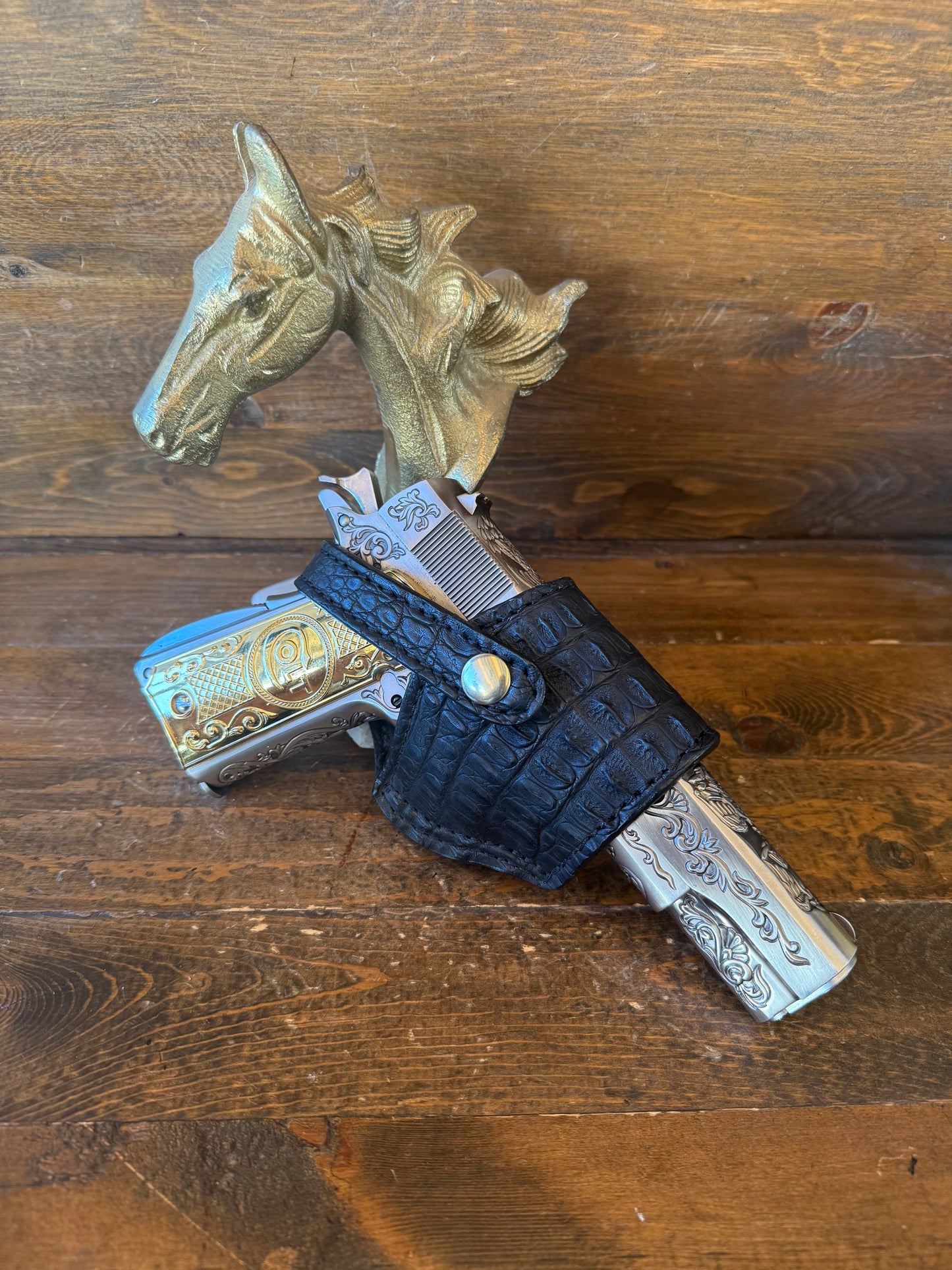Black/gold  crocodile Hornback compact holster (1911)