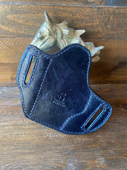 Black ostrich luxury holster (Beretta)