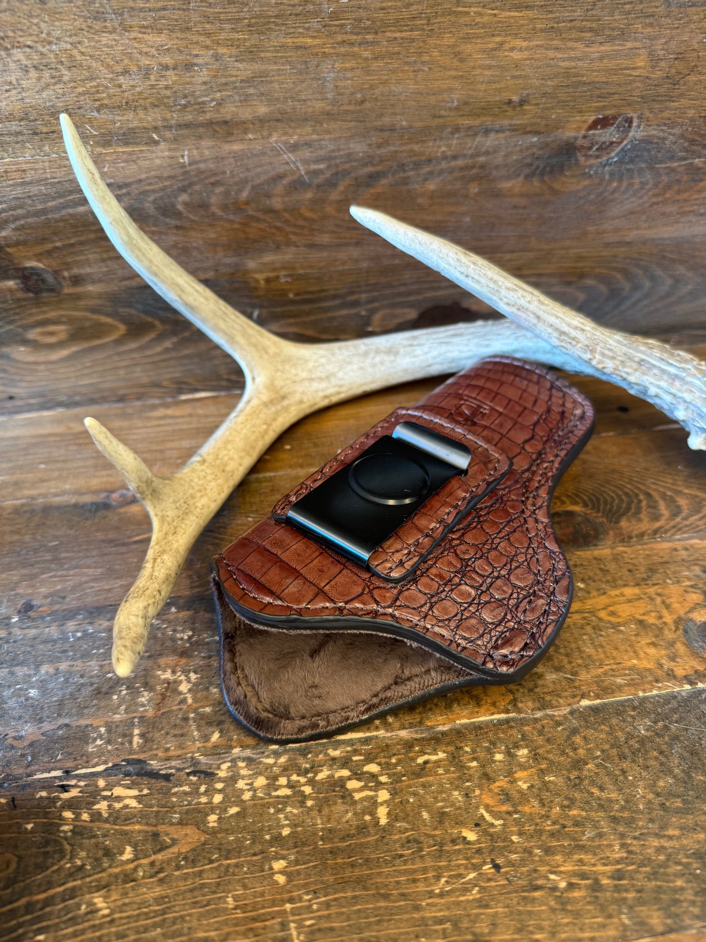 IWB Brown crocodile belly holster (1911)
