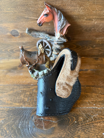 Deluxe black/gold ostrich compact holsters (1911). Sheep shearling int.