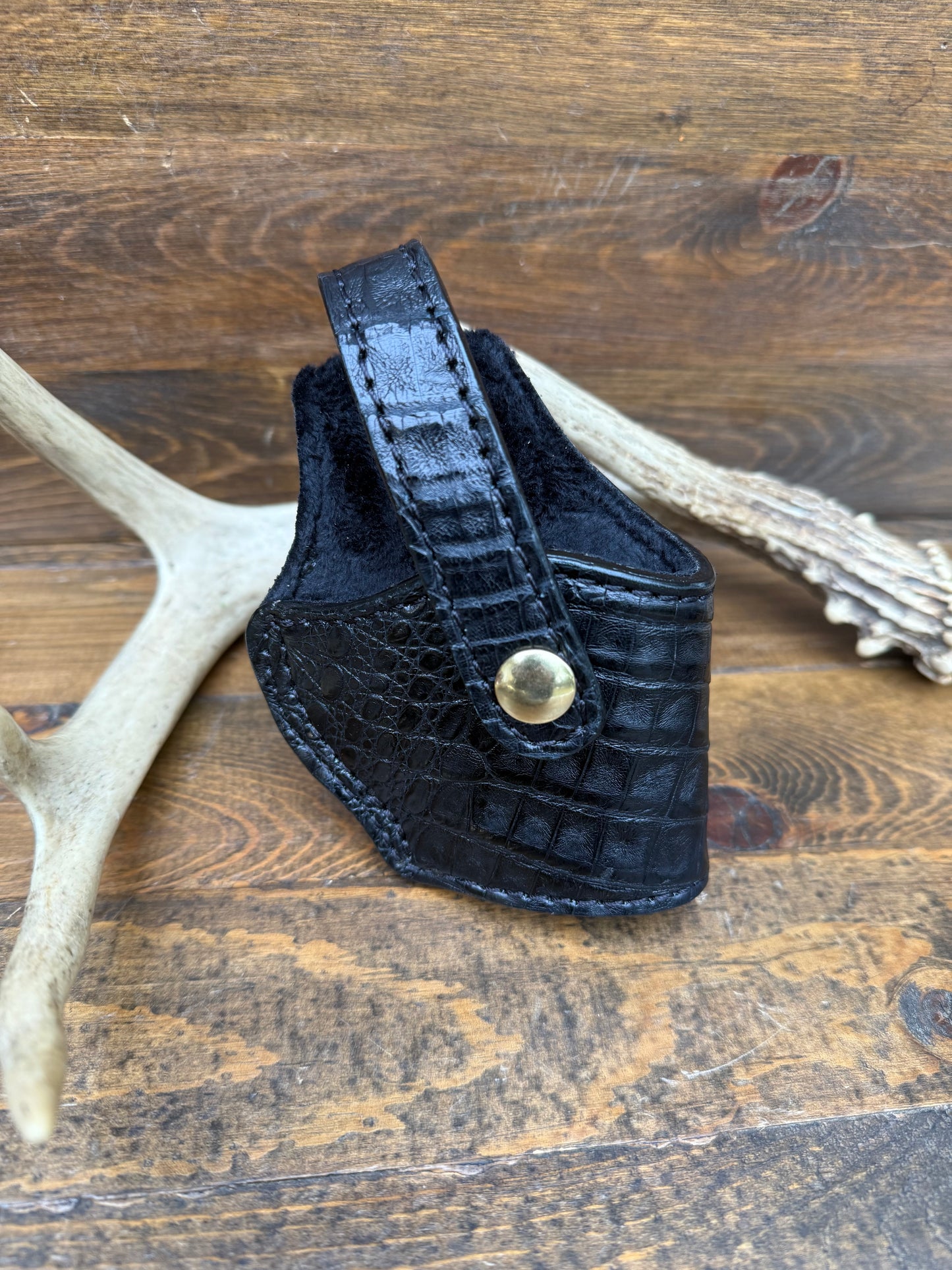 Black/Gold crocodile belly compact holster (1911)