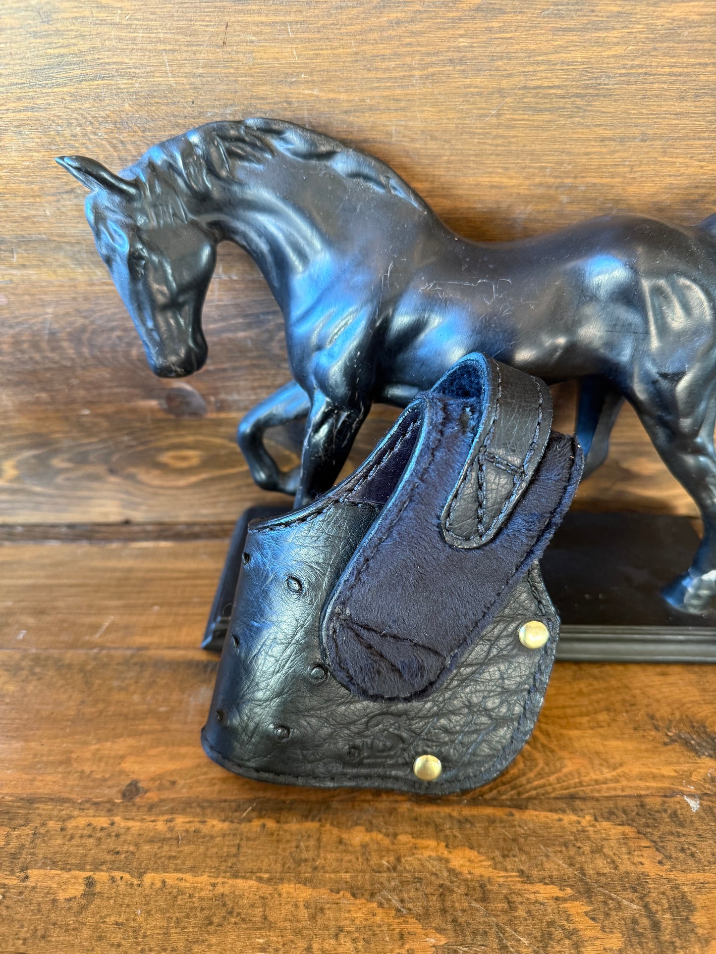 Black/Gold. Ostrich skin luxury compact holster (1911)