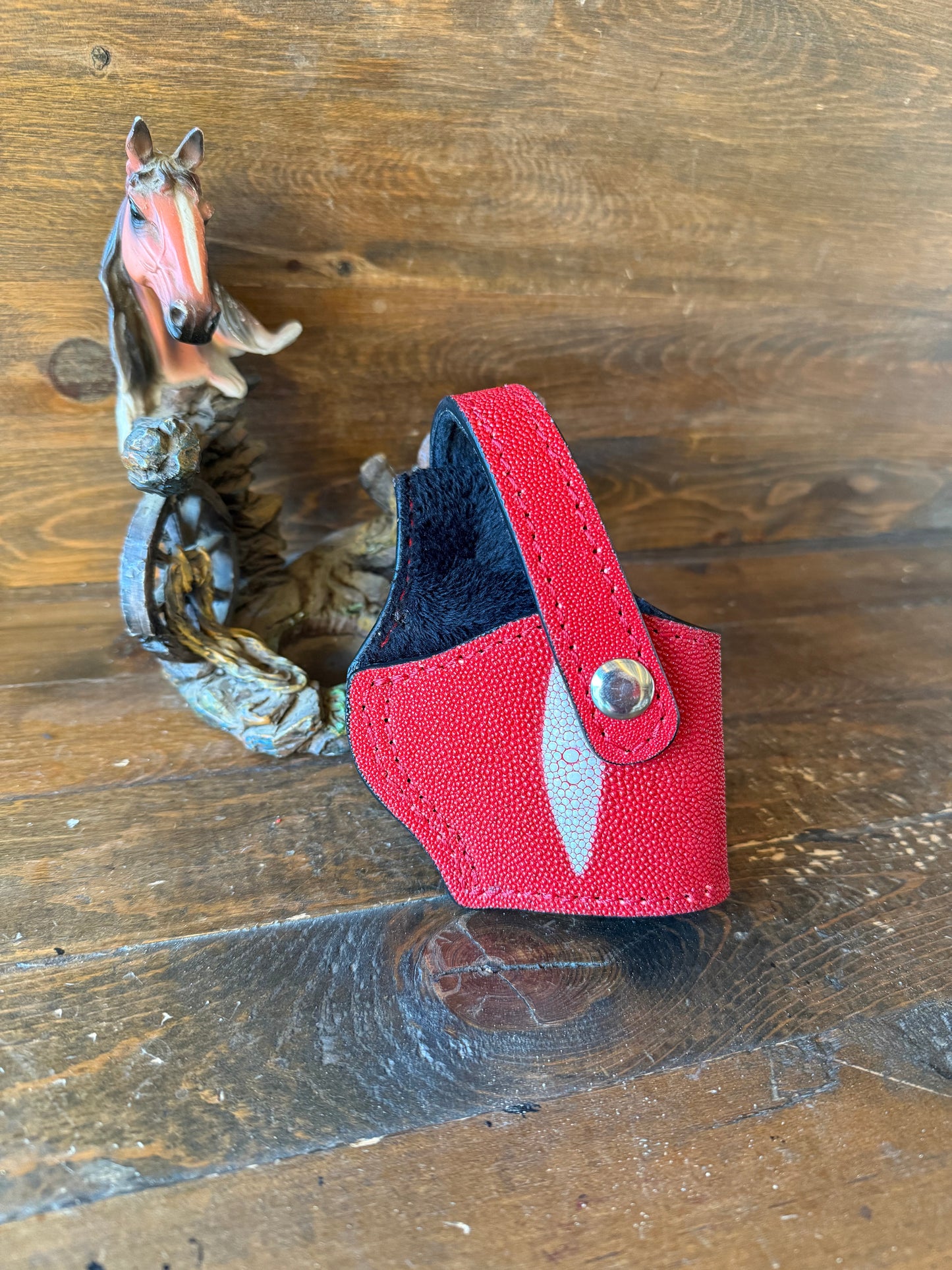 Red Stingray skin luxury compact holster ( 1911 )