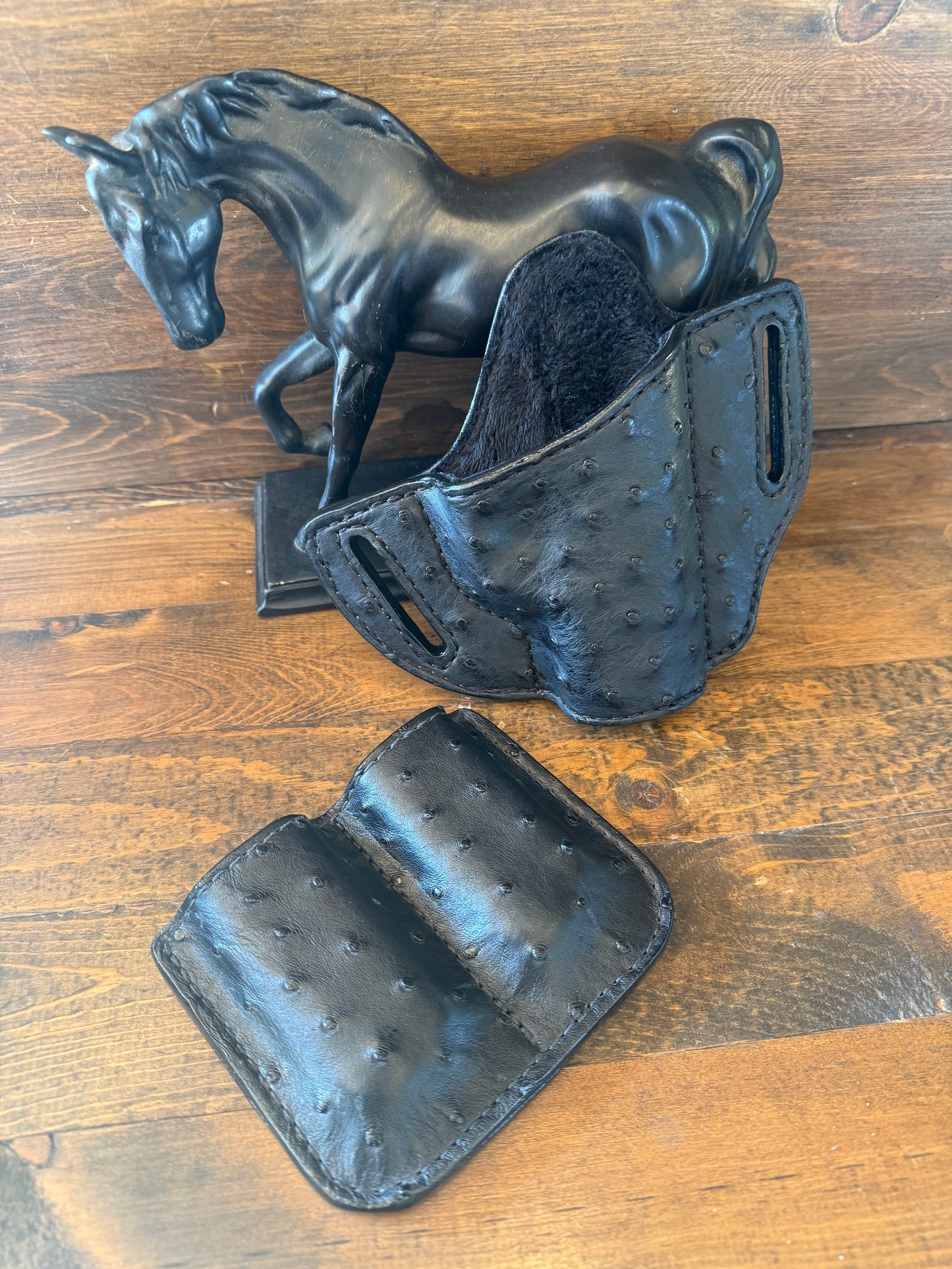 Black ostrich holster/ 2 magz set. (1911)