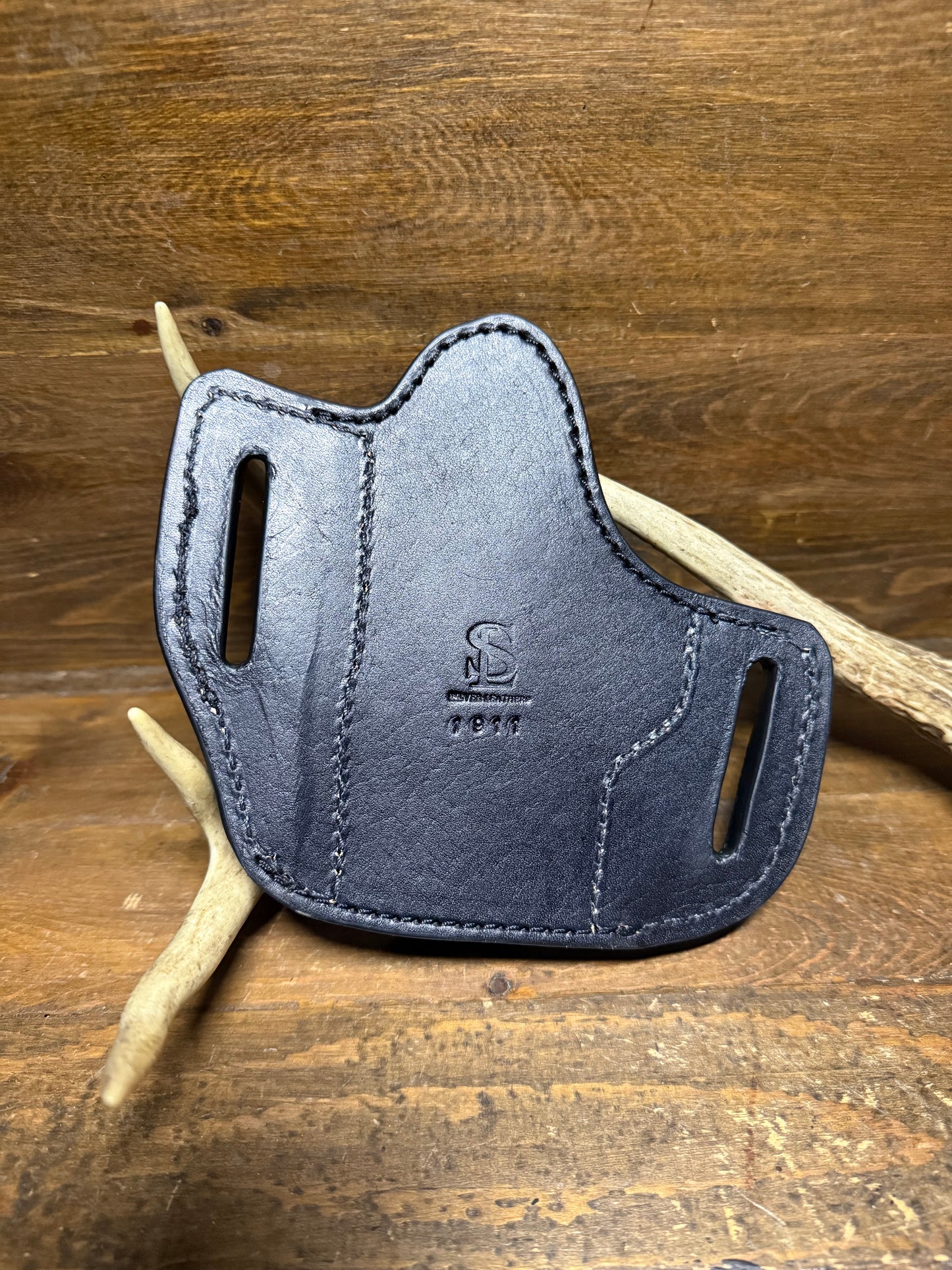 Black Row Stingray luxury holster ( 1911 )