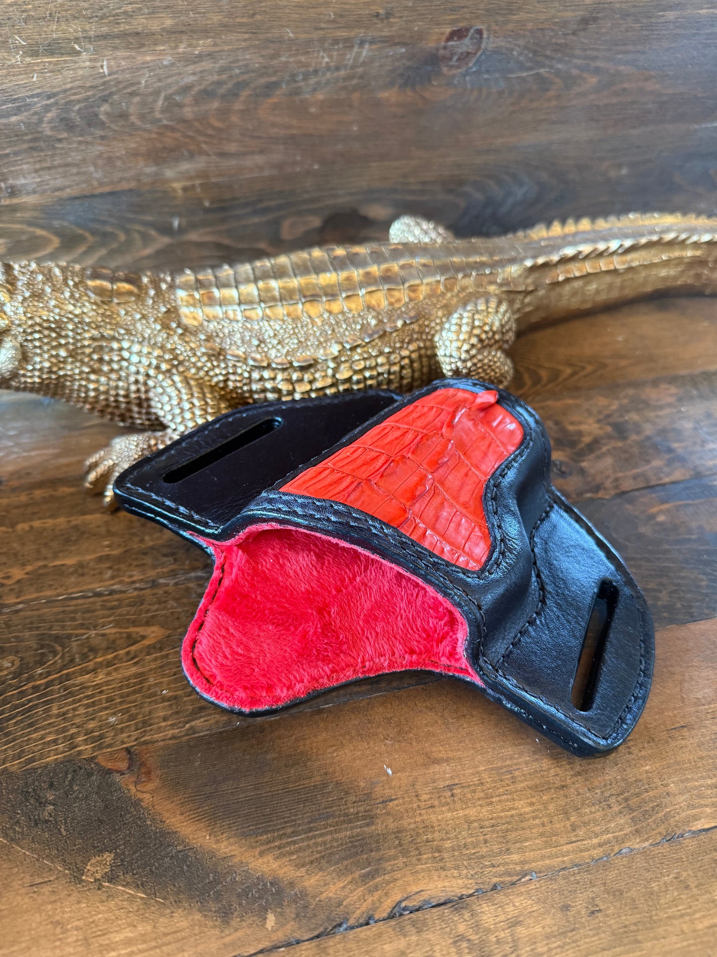 Red/black crocodile tail skin luxury holster (1911)