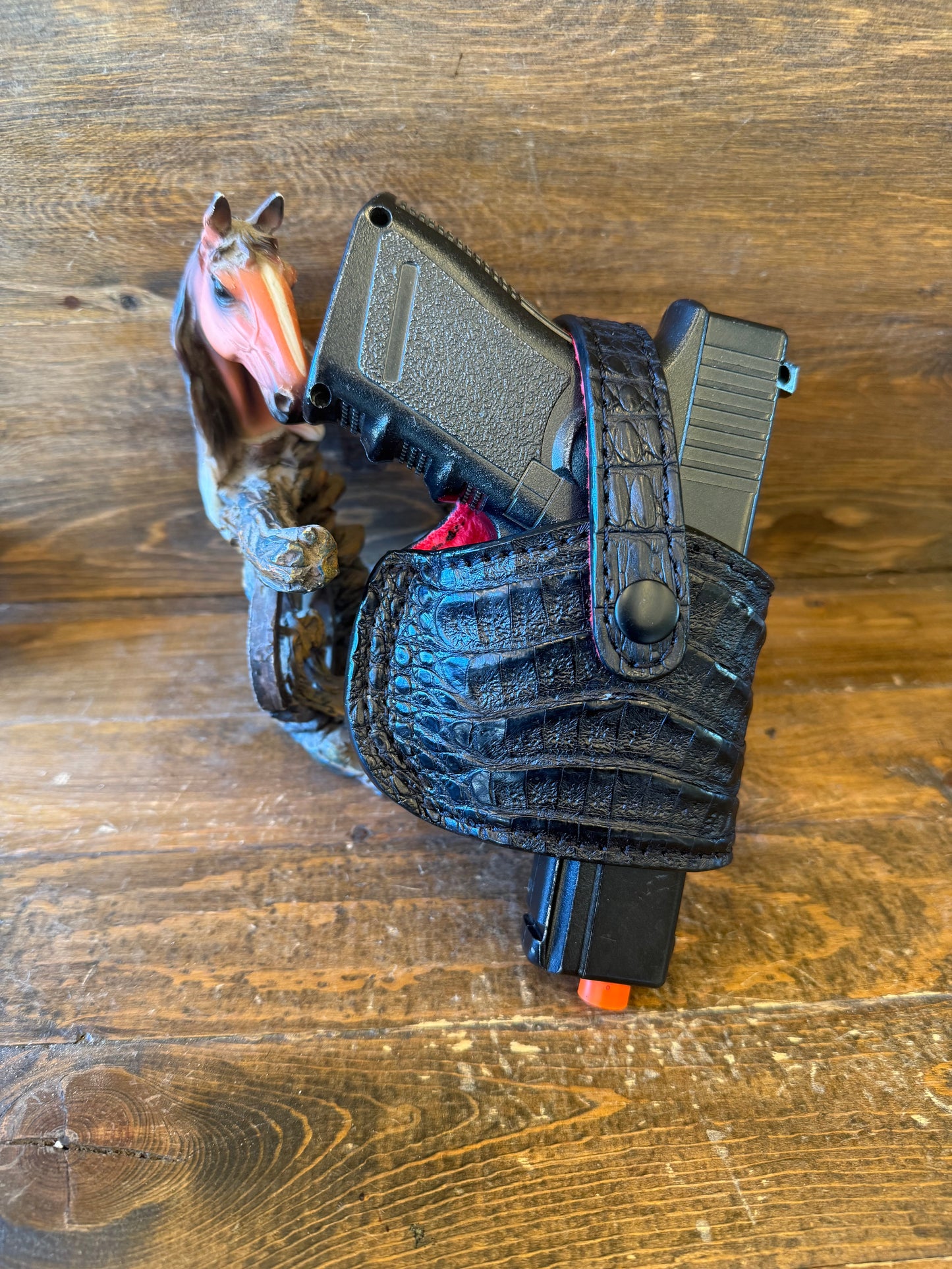 Black/red Crocodile belly skin compact holster ( Glock )