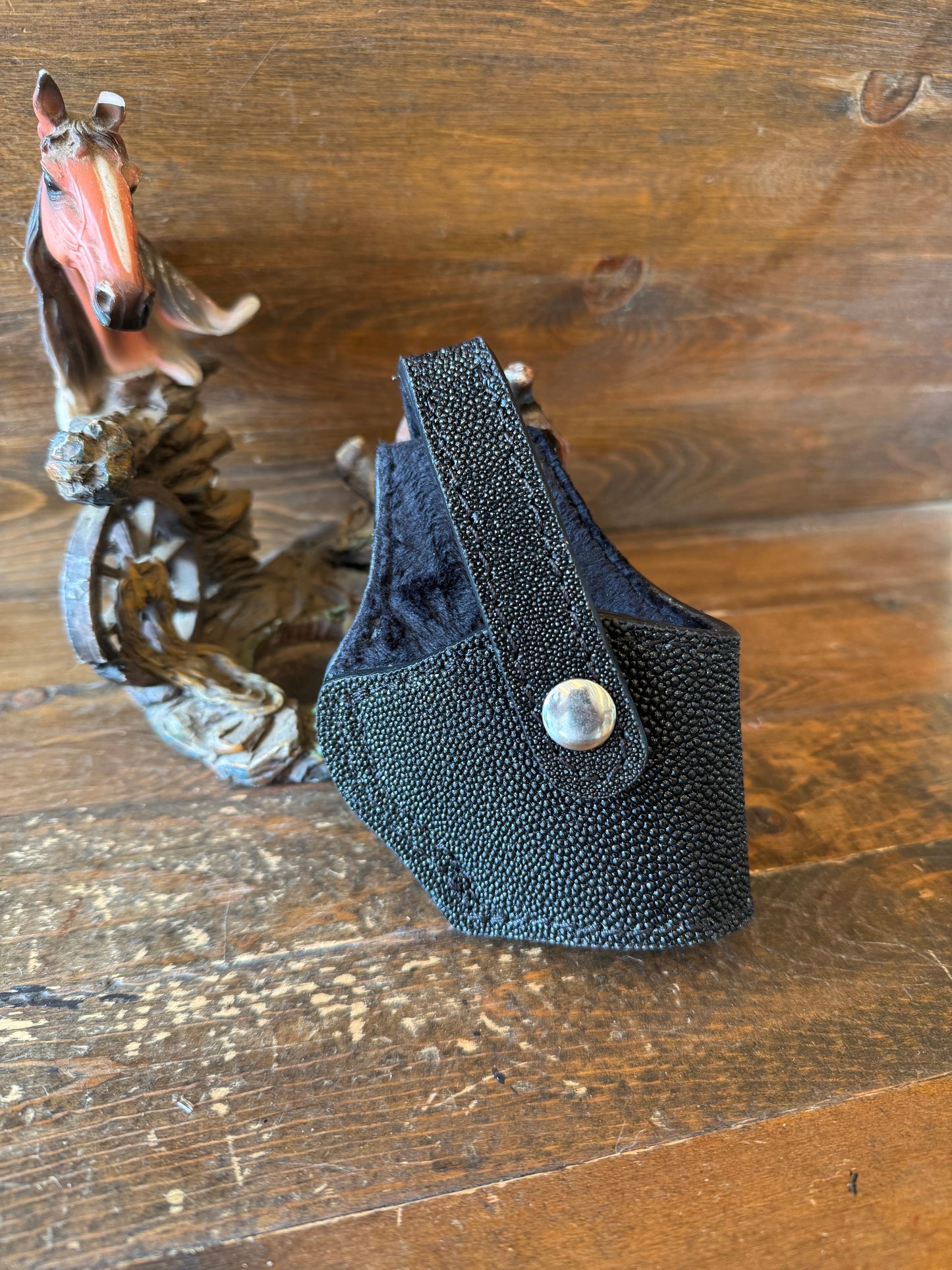 Black/Chrome stingray compact holster (1911)