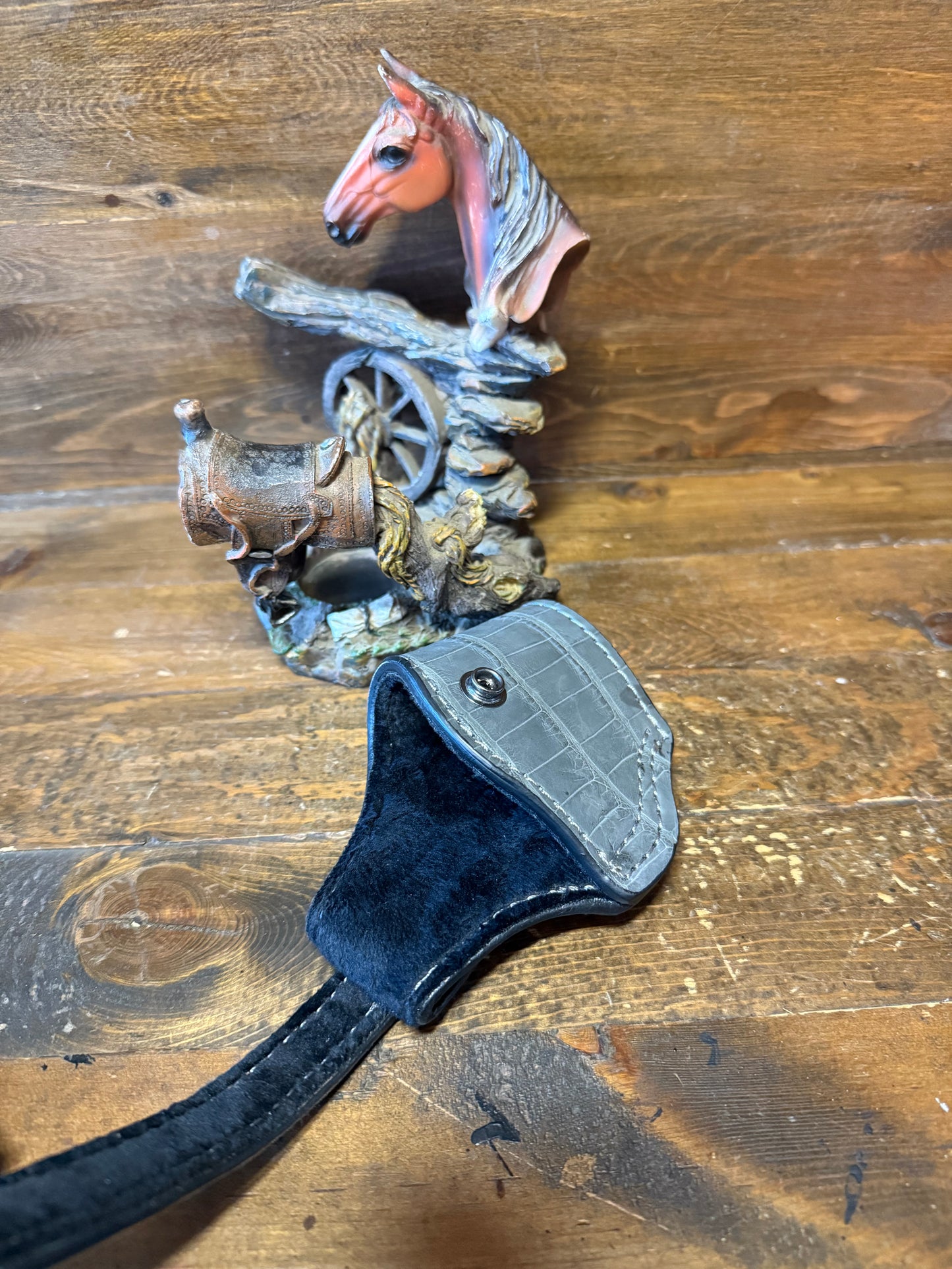 Gray/Black Alligator belly compact holster (1911) ( High-Power )