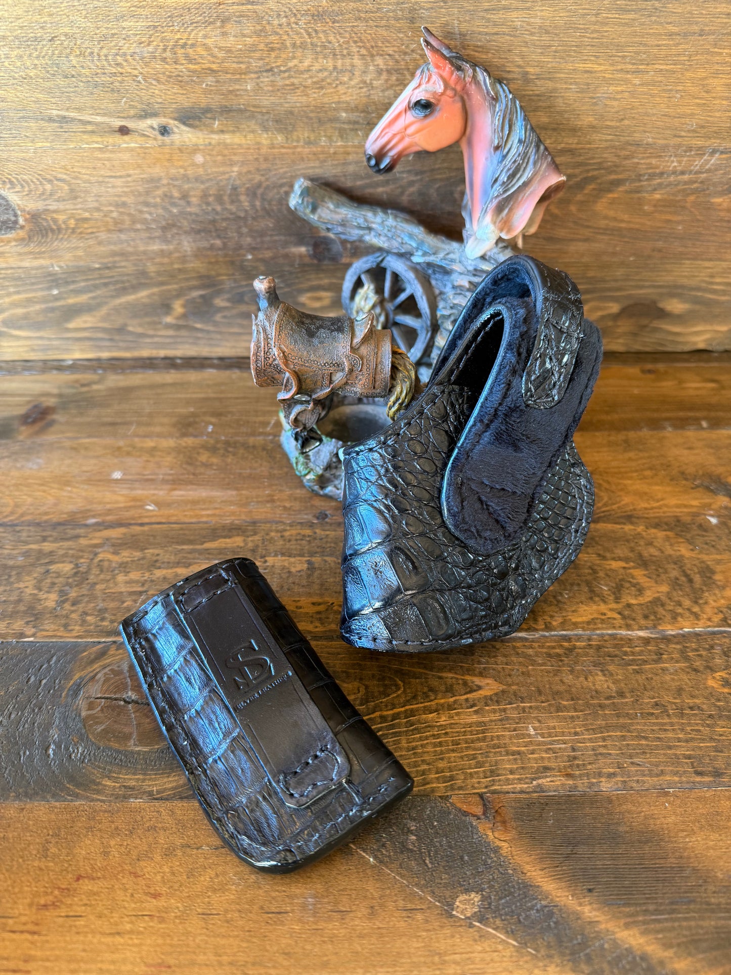 Black crocodile belly compact holster/ 1 magz set (1911)