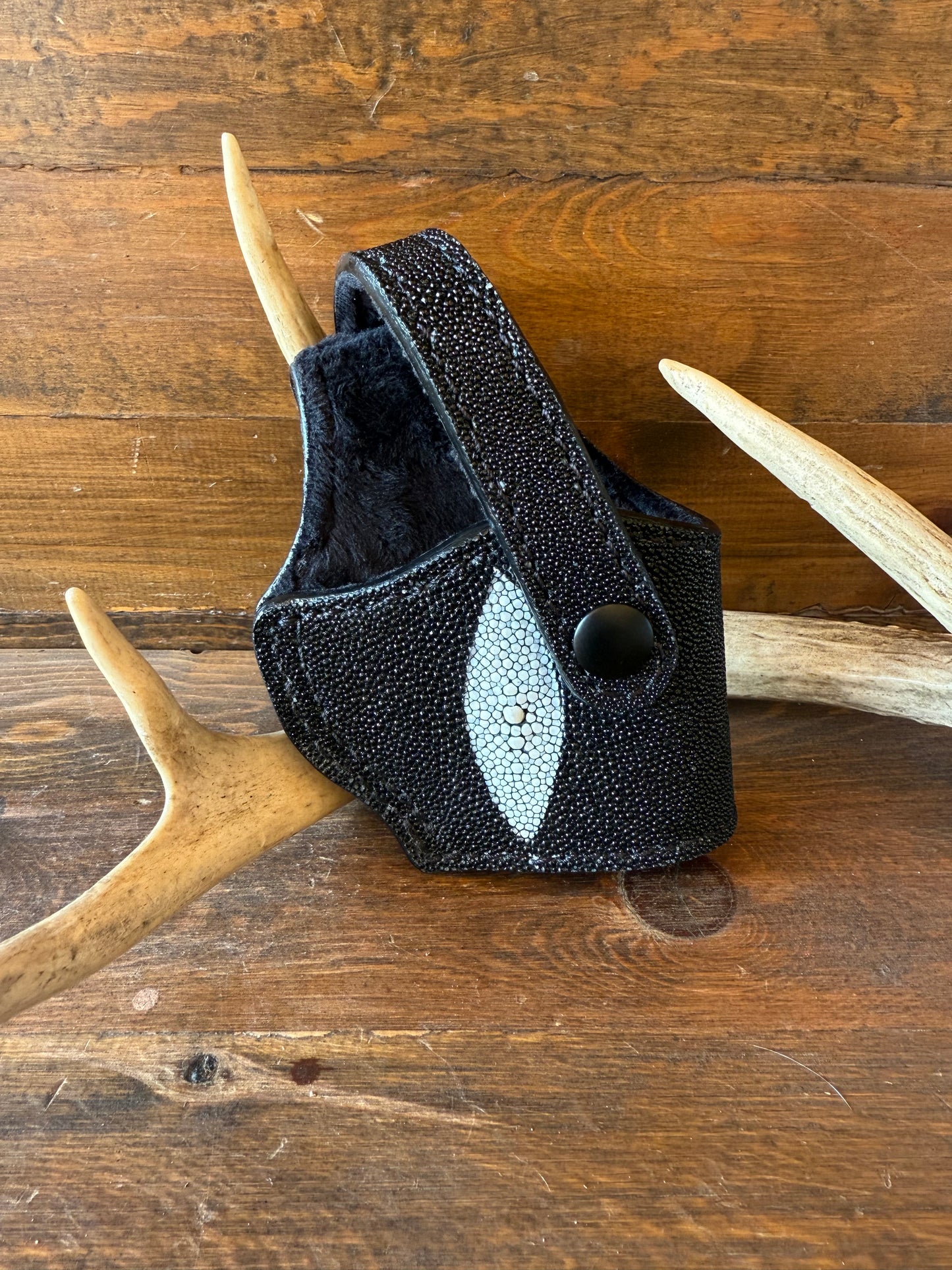 Black diamond stingray compact holster (1911)