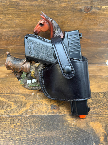 Black Veg tan leather compact holster (Glock)