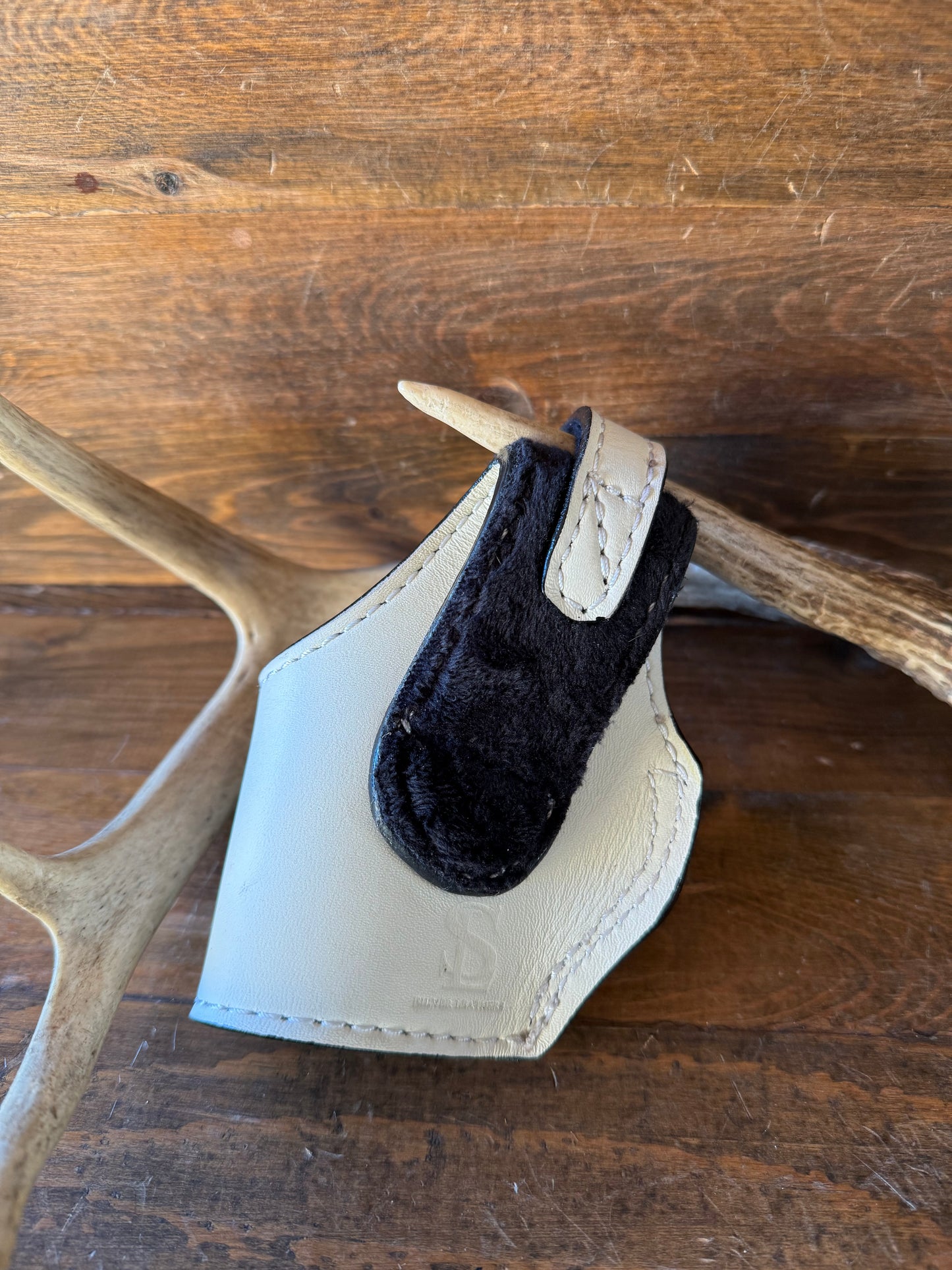 White/chrome compact holster (1911)