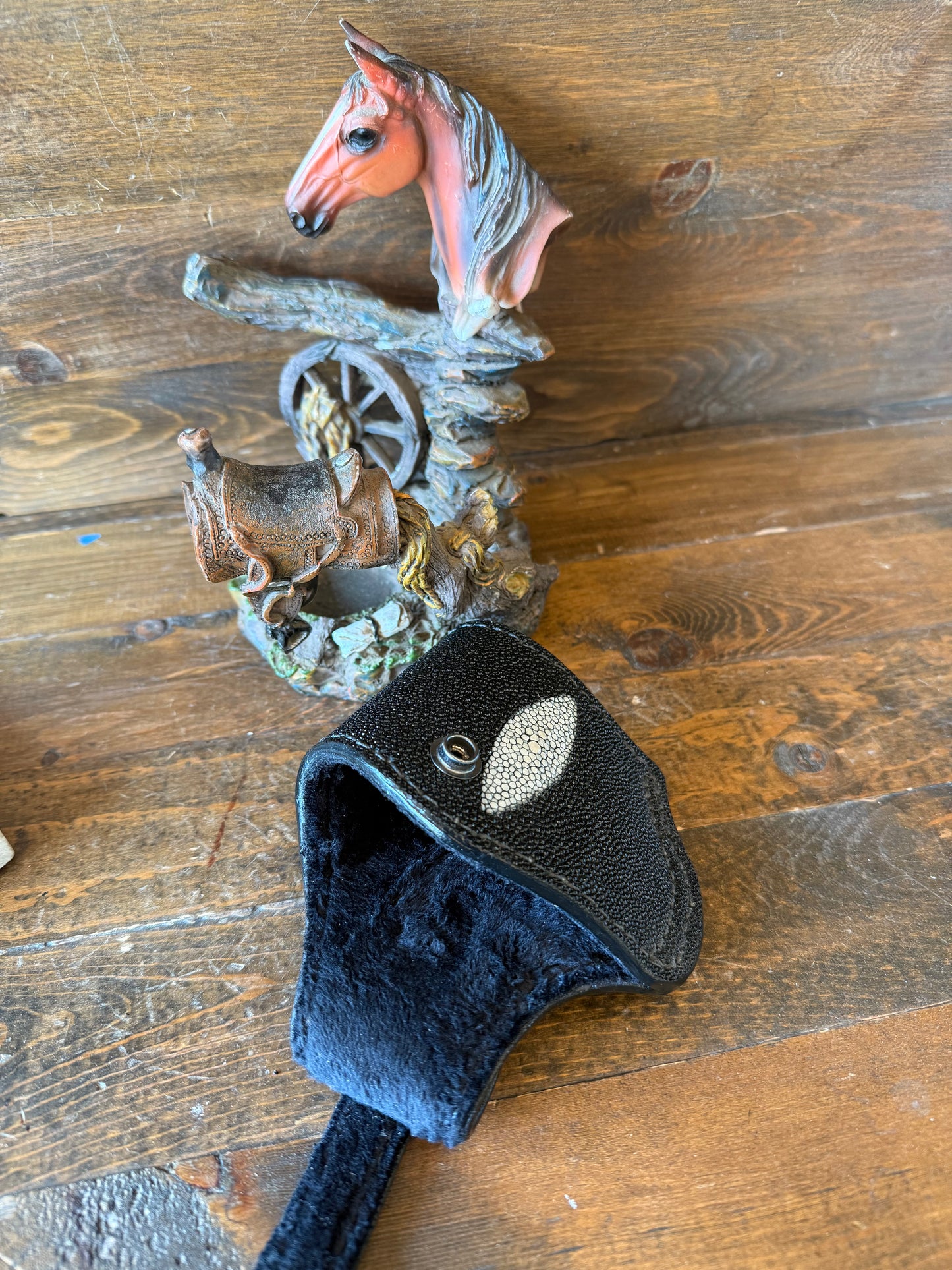 Black stingray skin compact holster ( Beretta )