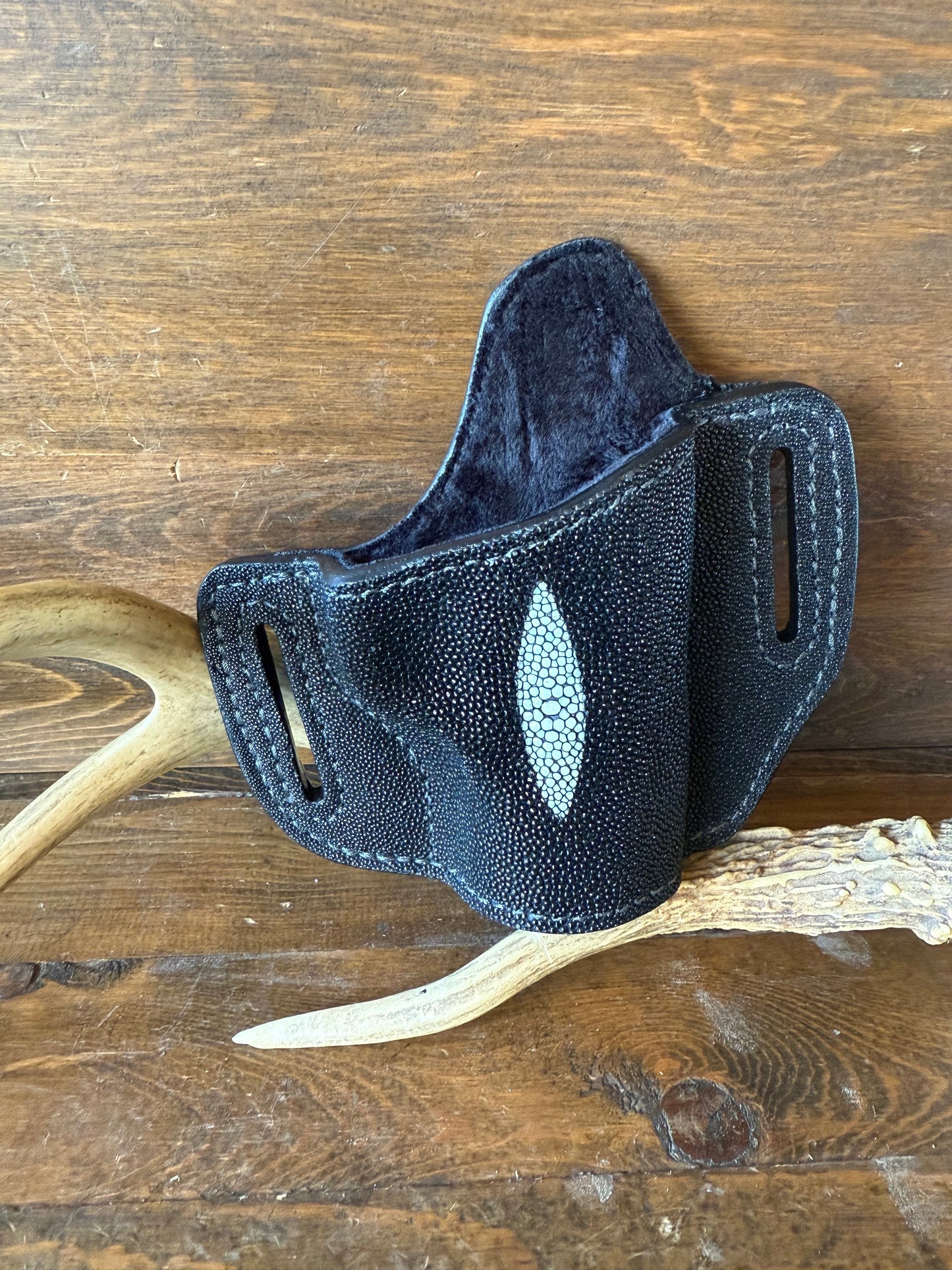 Black stingray skin luxury holster ( Beretta )