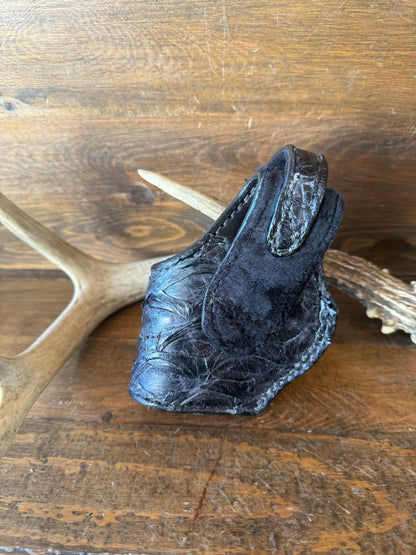 Gray Pirarucu skin compact holster (1911)