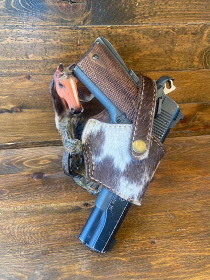 Brown/white cowhide compact holster (1911)