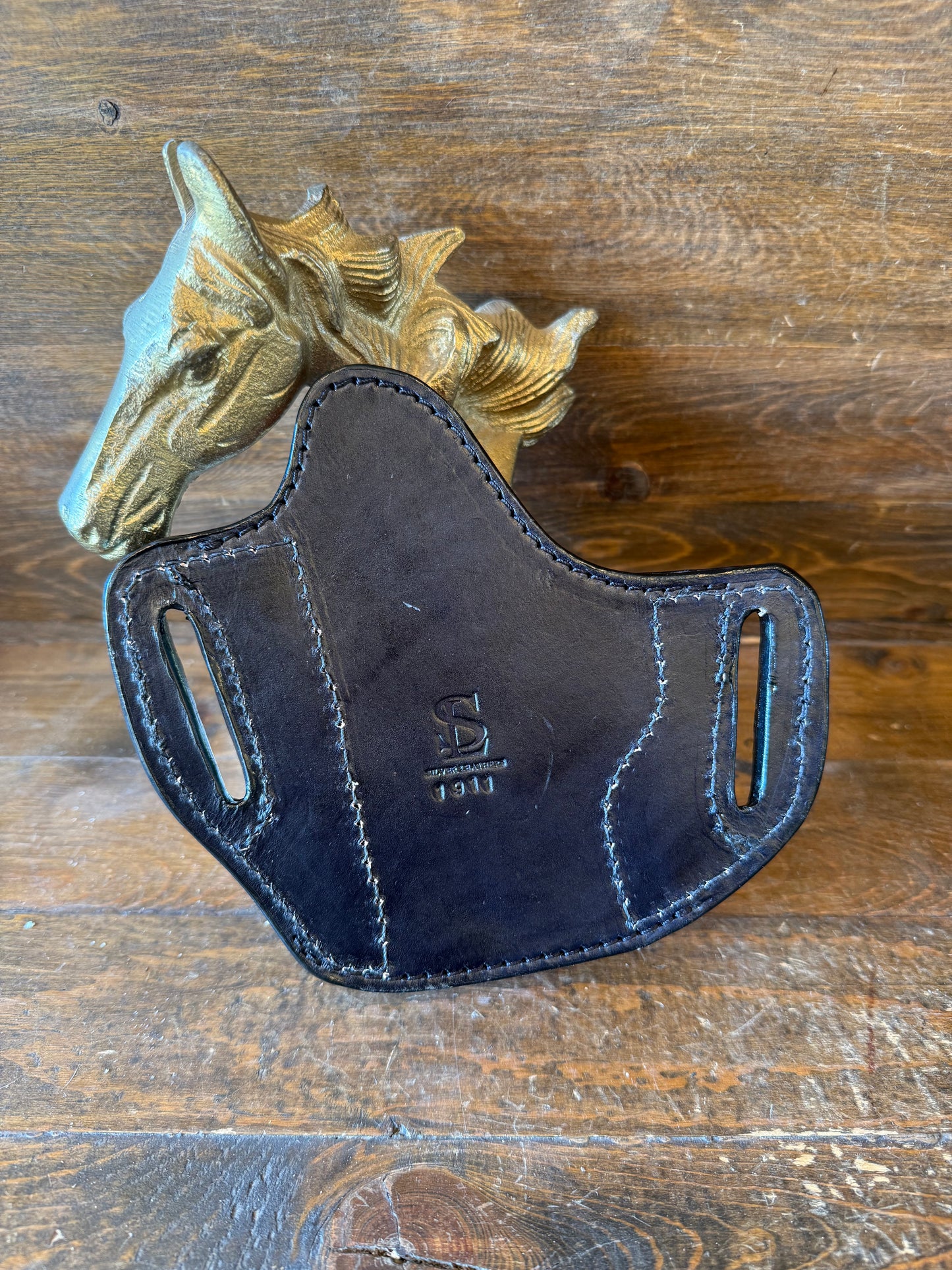 Black/Red Crocodile luxury holster (1911)