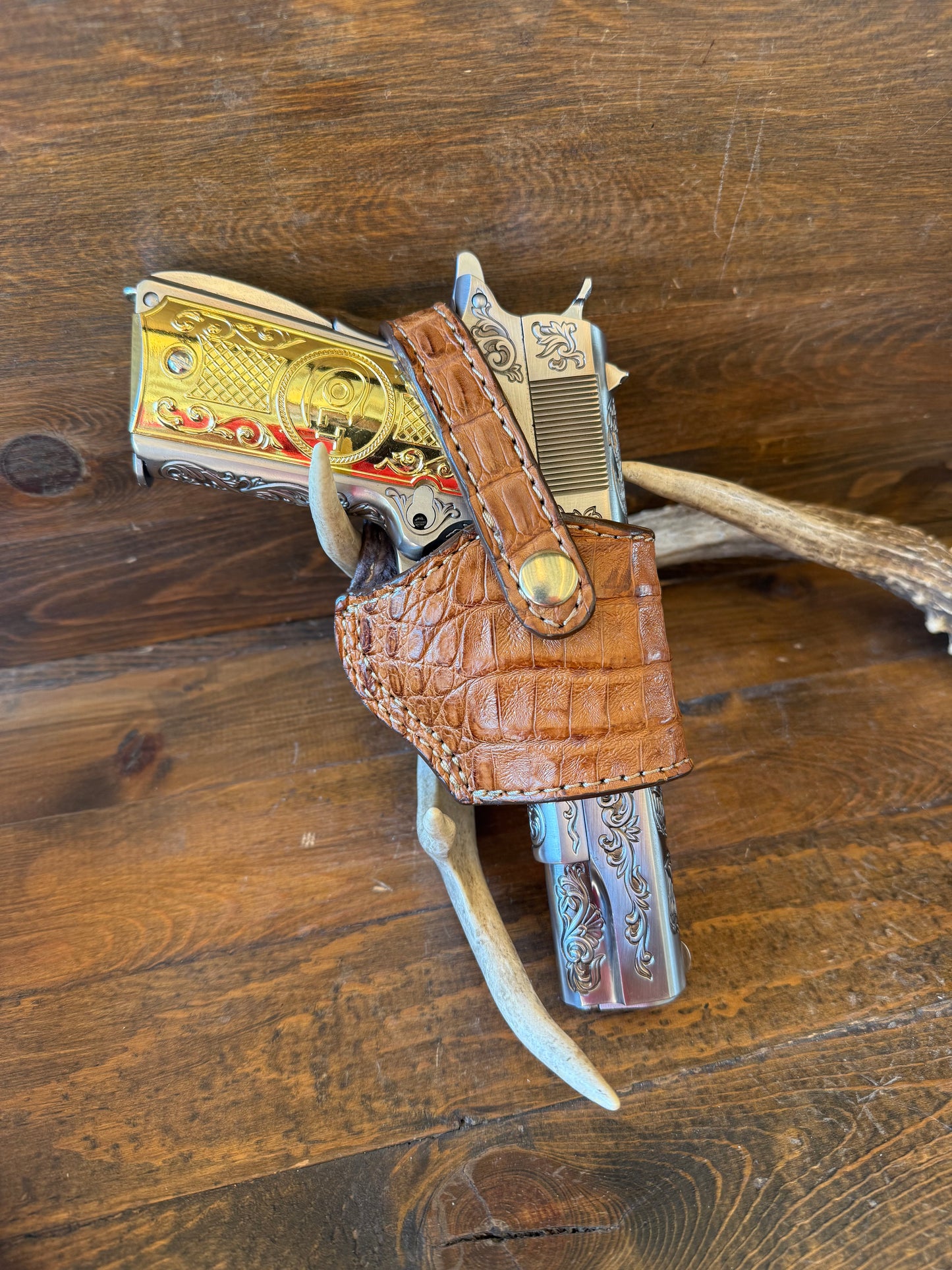 Honey/gold crocodile skin compact holster (1911)