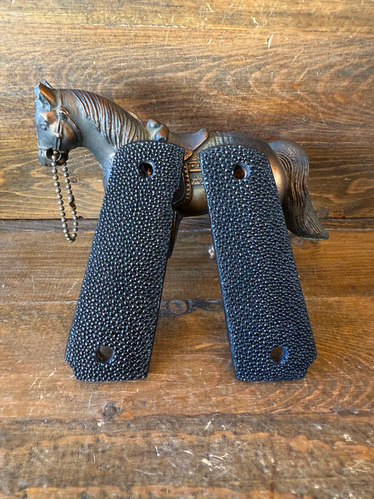 Black Sringray skin grips (1911)