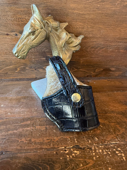 Black/Gold Alligator Deluxe compact holster. (1911)