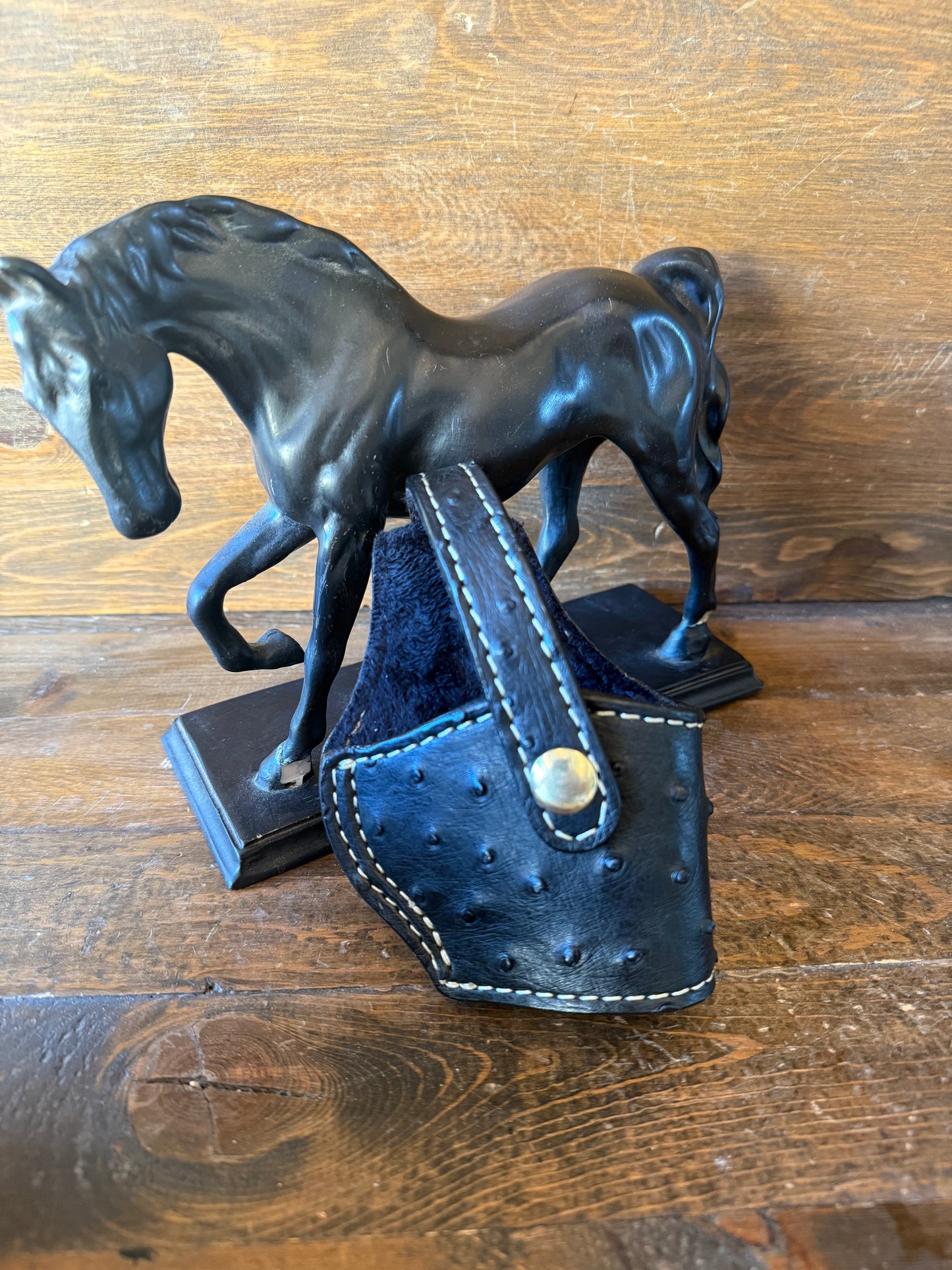 Black/gold ostrich skin compact holster (1911)