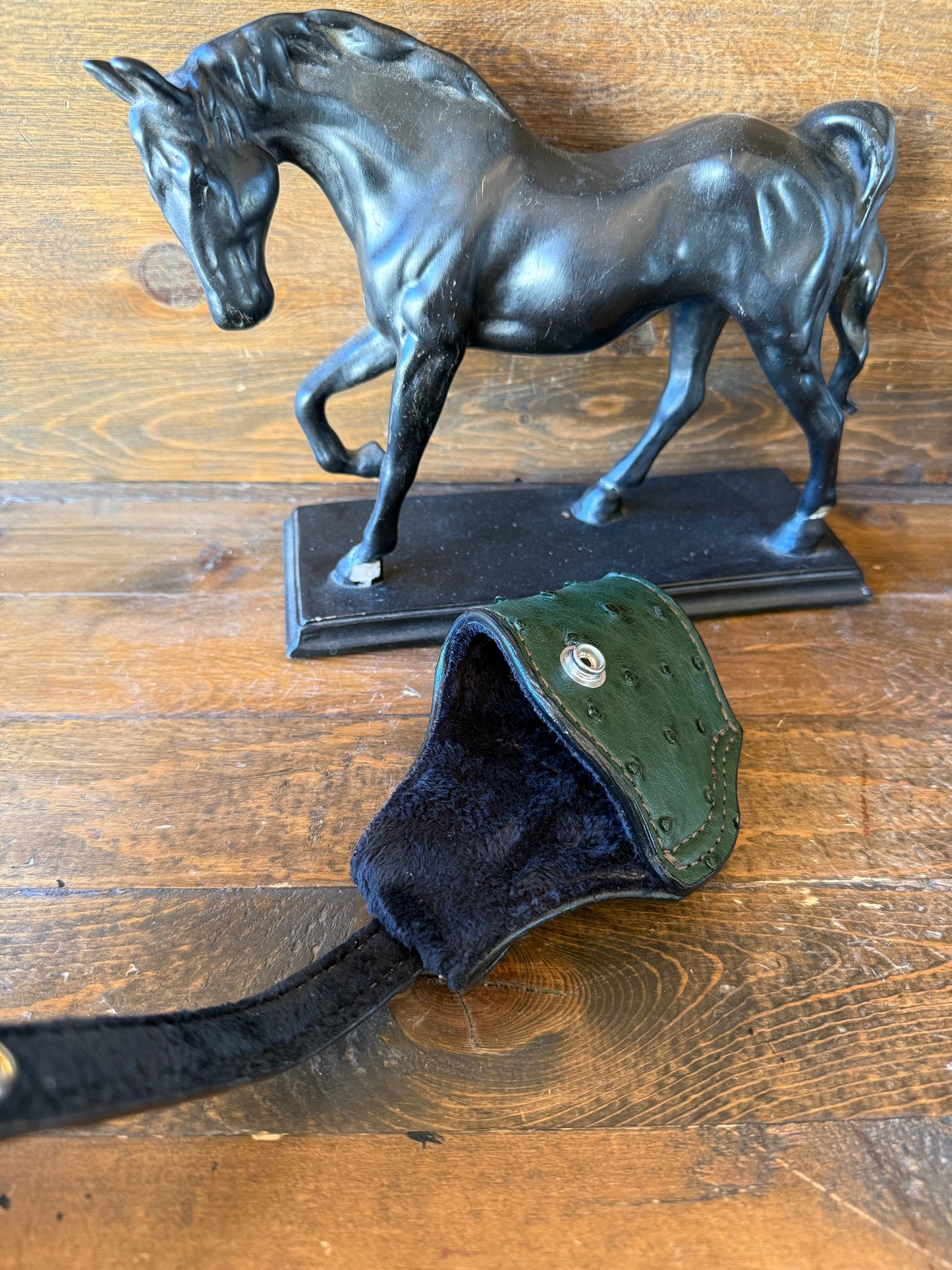 Dark Green/chrome ostrich skin compact holster (1911)