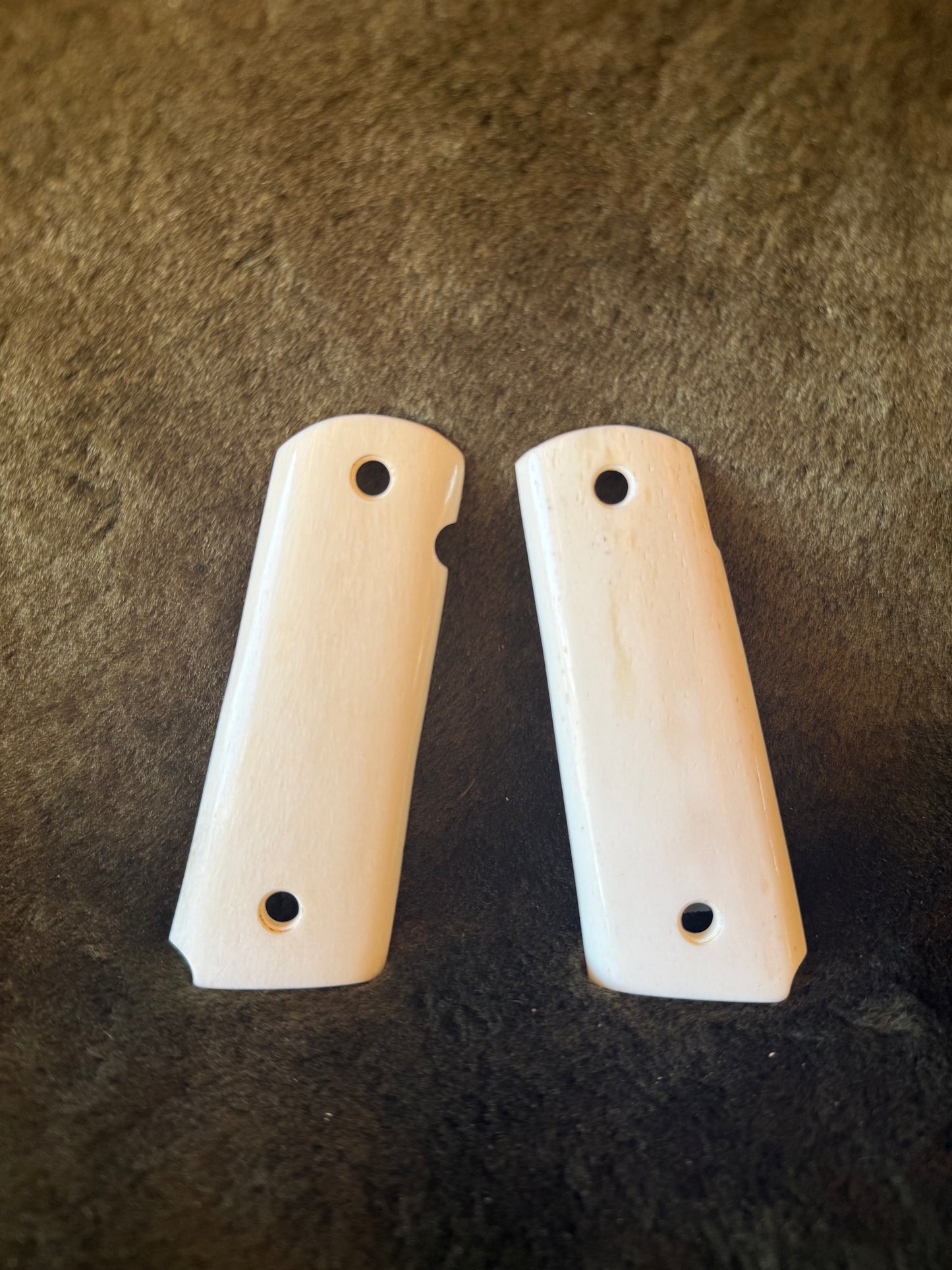 Genuine Giraffe Bone Luxury Grips (1911)