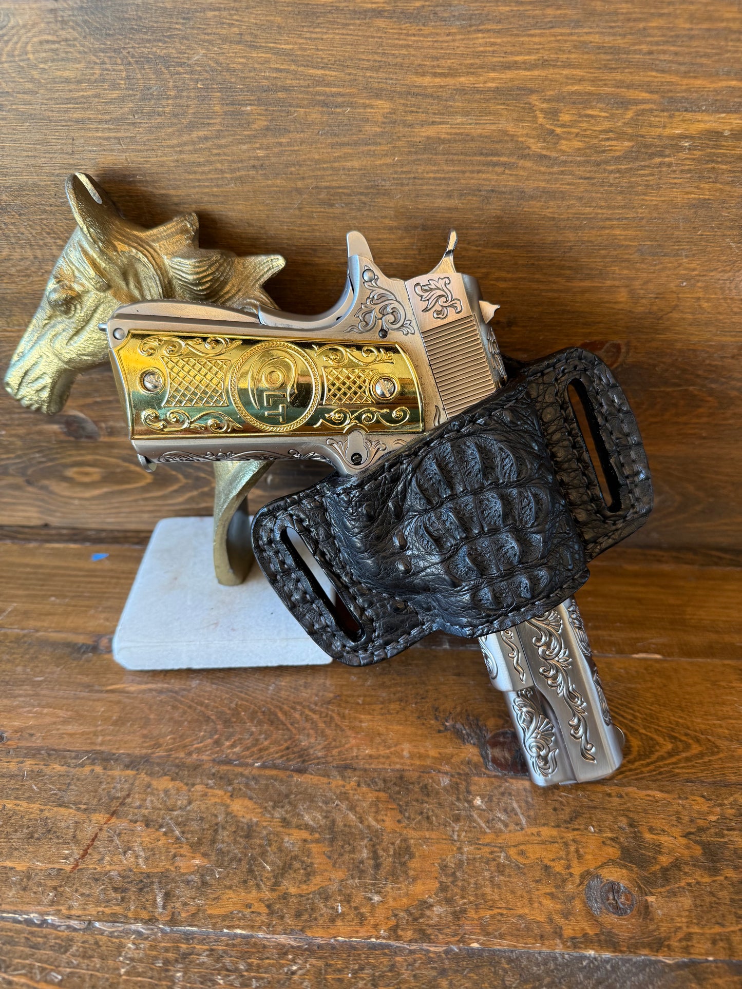 Black crocodile neck bikini holster (1911)