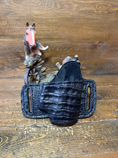 Black Crocodrile skin Bikini holster. ( Glock )