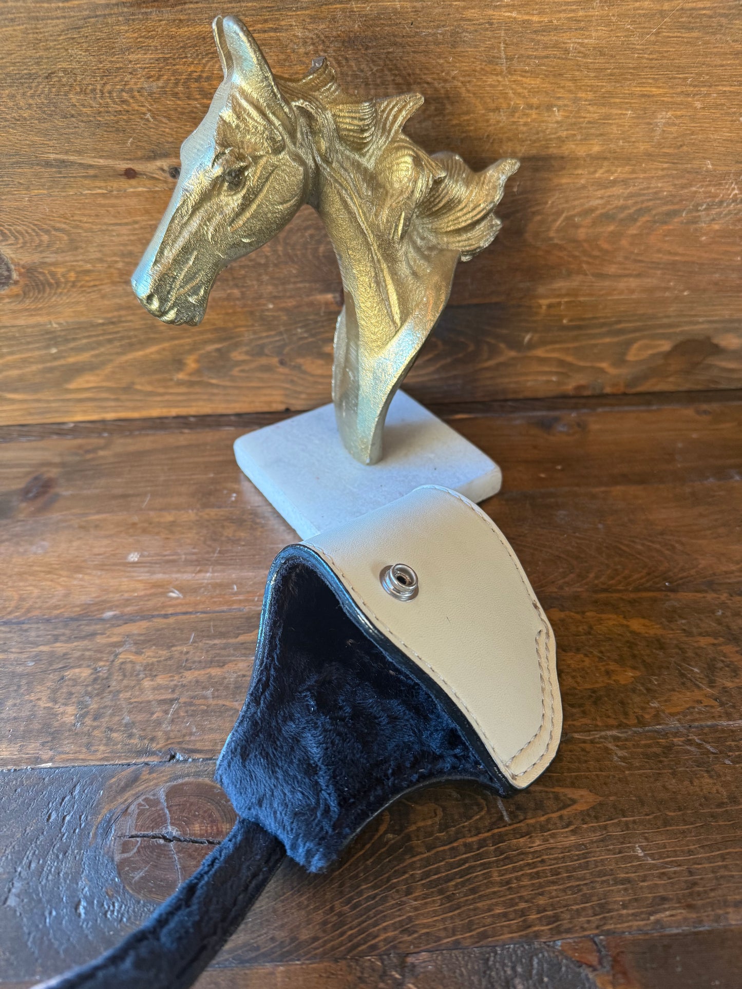 White leather compact holster (Beretta)