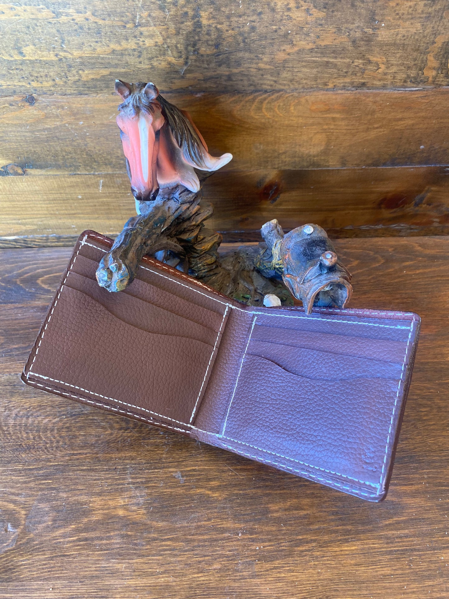 Alligator skin peanut color wallet