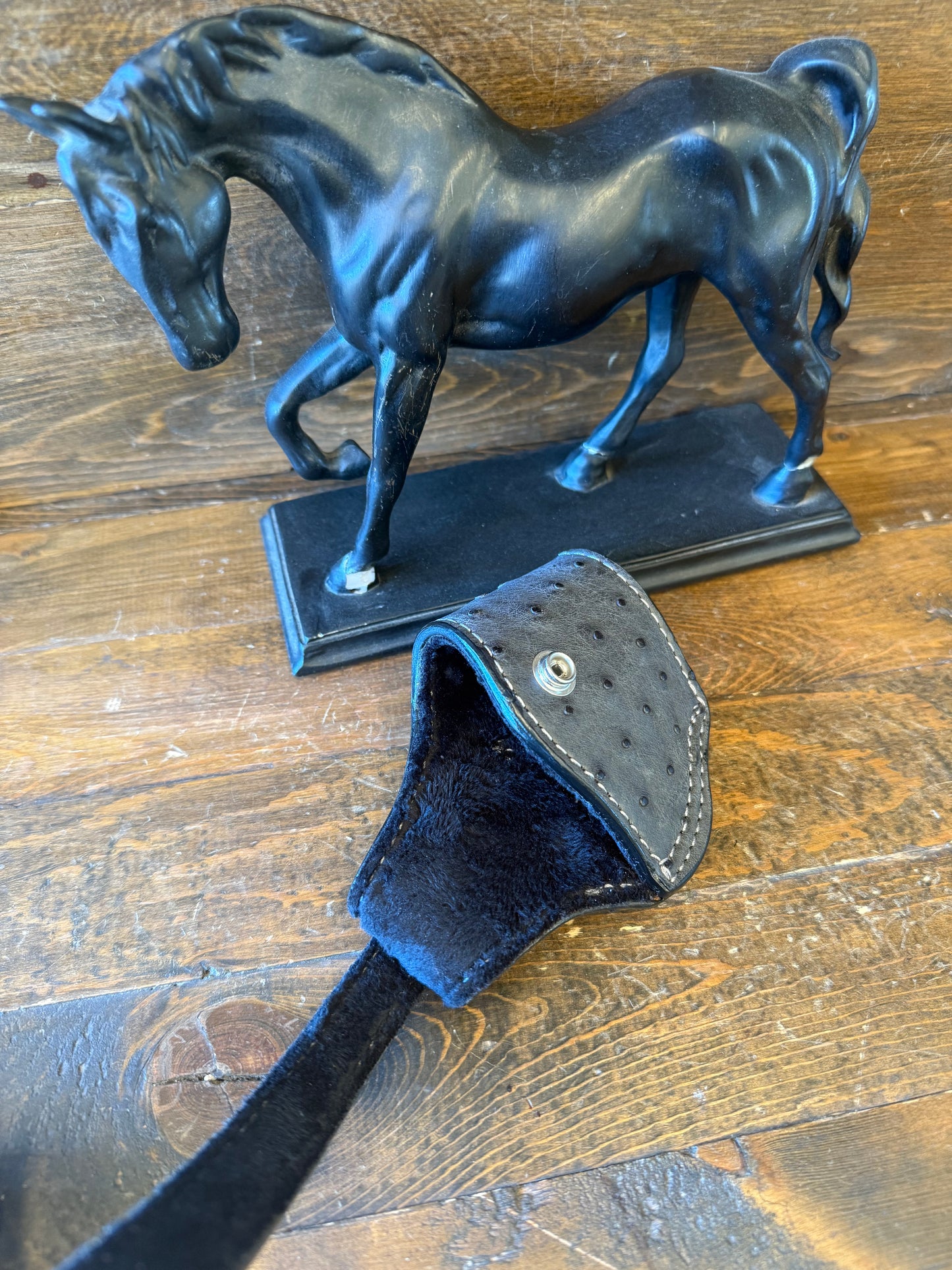 Dark gray ostrich skin compact holster (1911)